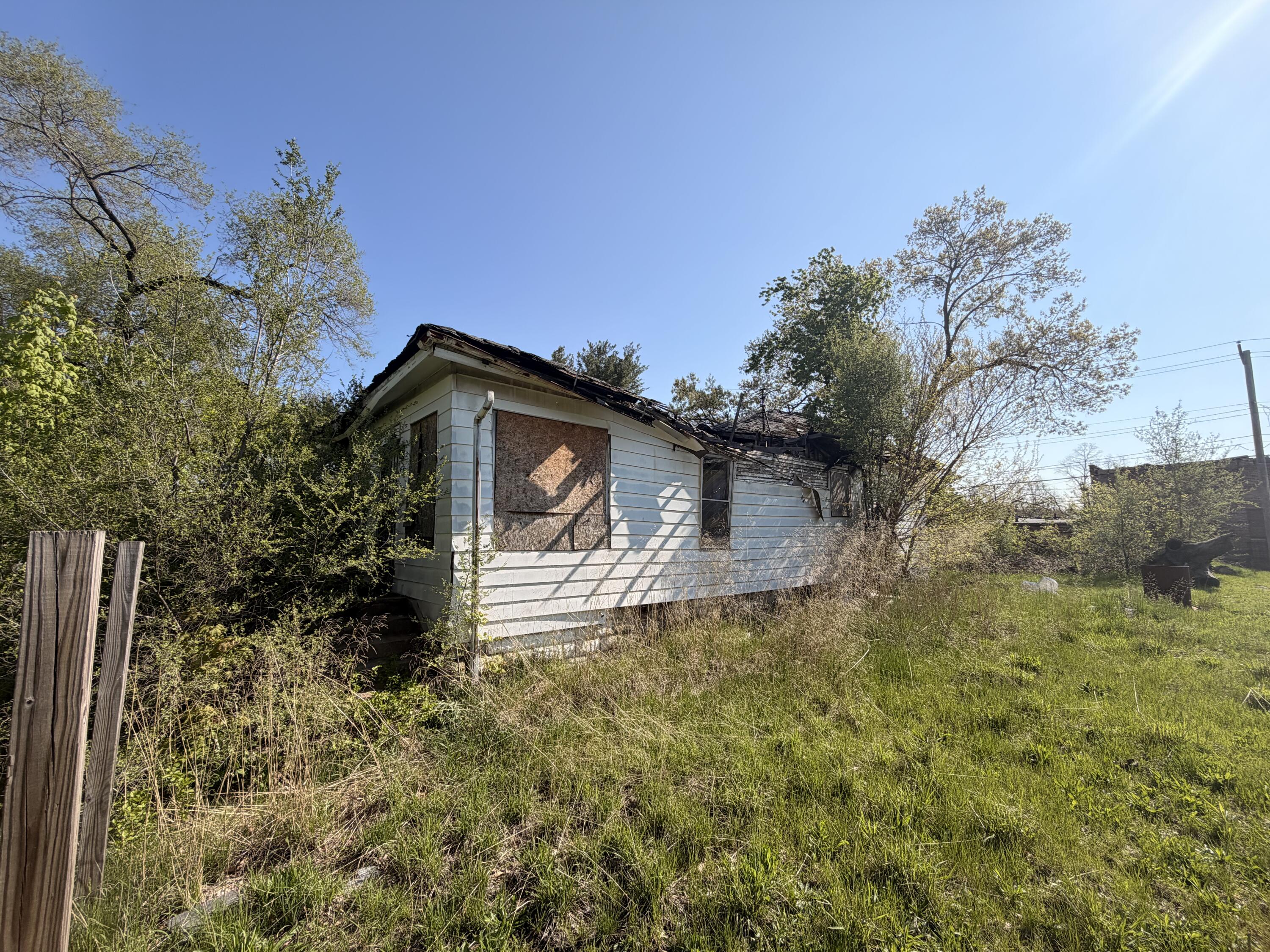 4173 Washington Street, Gary, IN 46408; Image #2