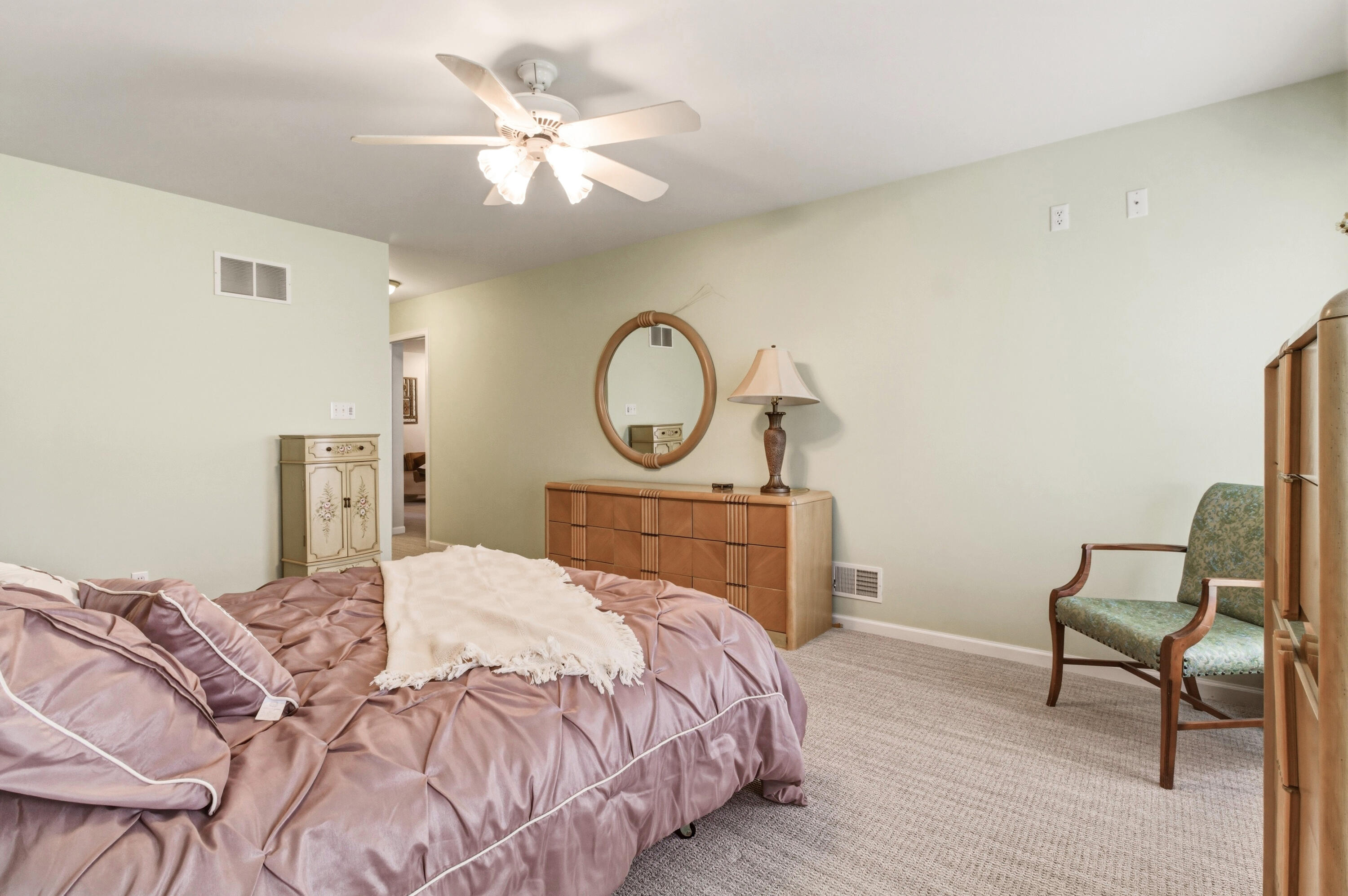 1096 Lakewood Court, Schererville, IN 46375; Image #17