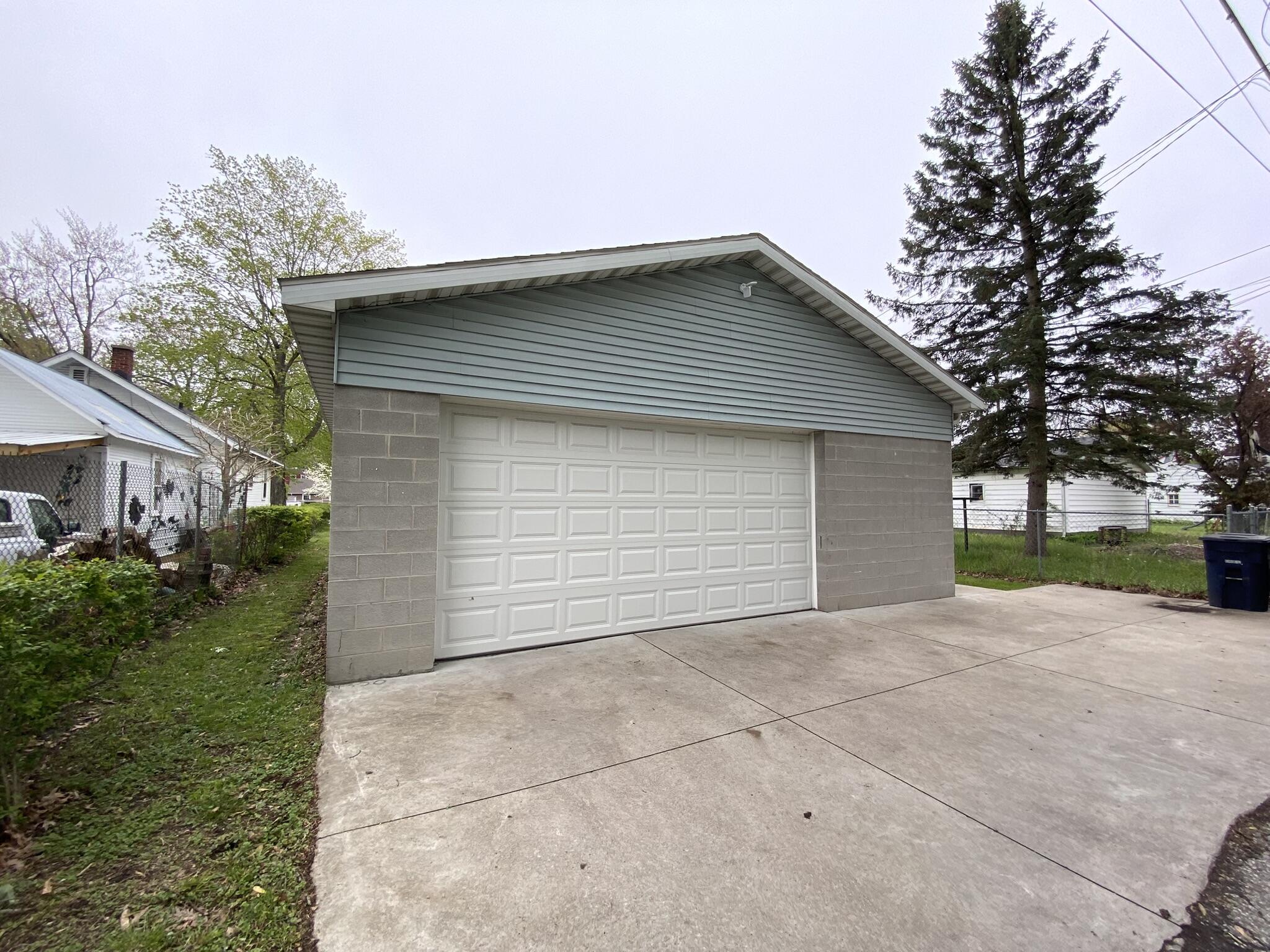 715 S Ashland Avenue, Michigan City, IN 46360; Image #20