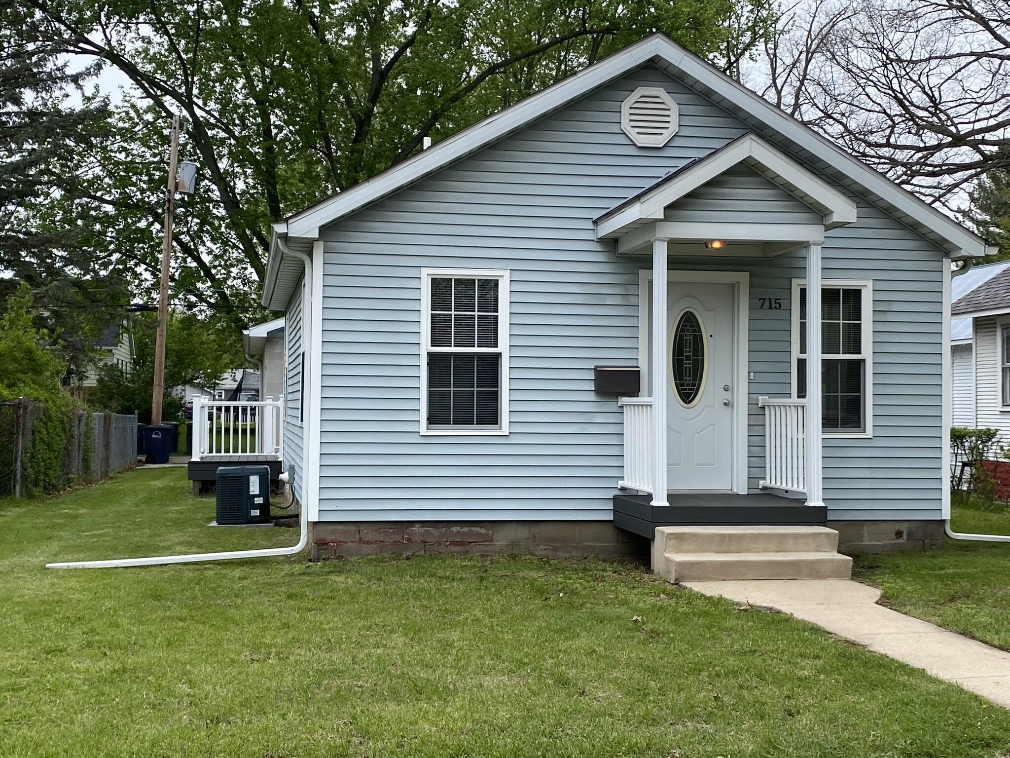 715 S Ashland Avenue, Michigan City, IN 46360; Image #24