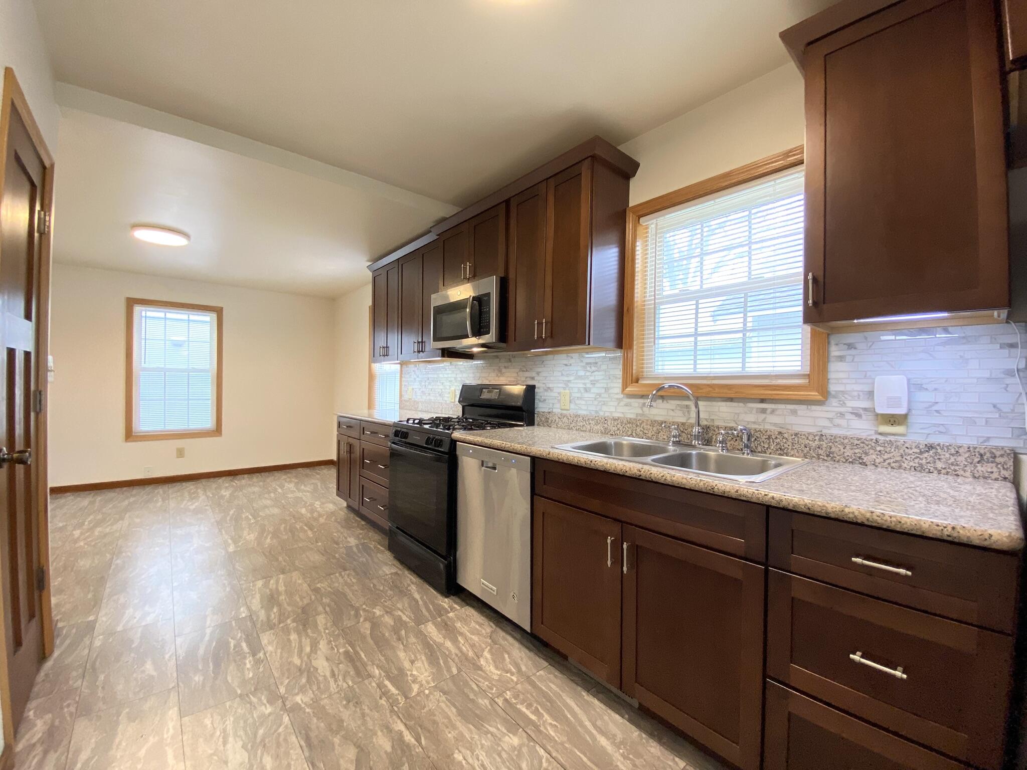 715 S Ashland Avenue, Michigan City, IN 46360; Image #4