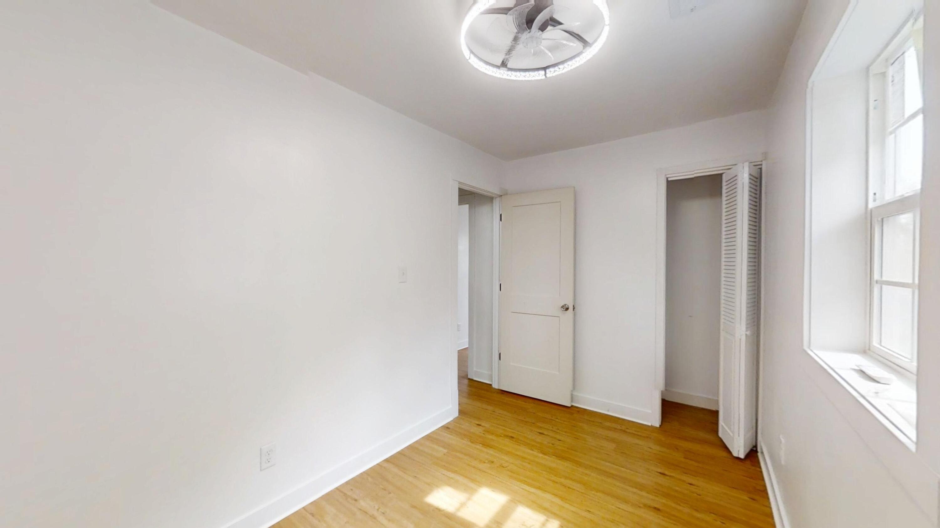 907 Central Avenue, Gary, IN 46407; Image #15