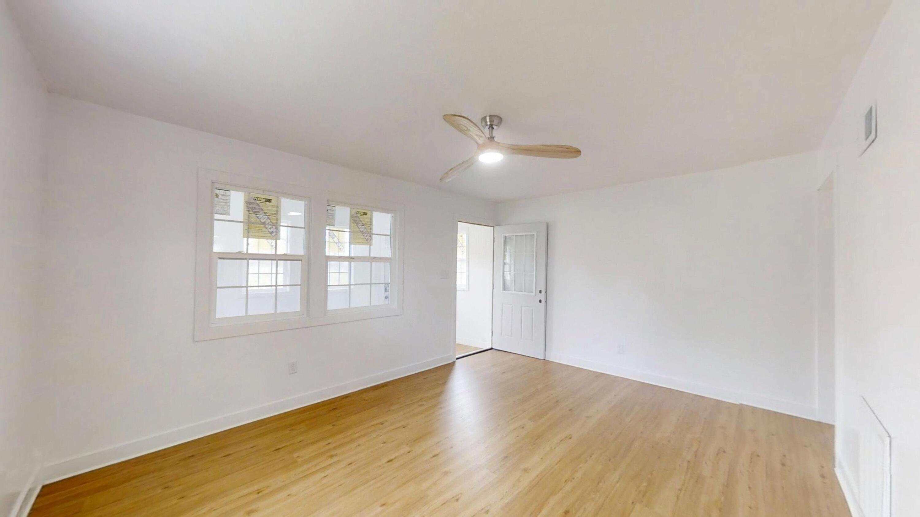 907 Central Avenue, Gary, IN 46407; Image #9