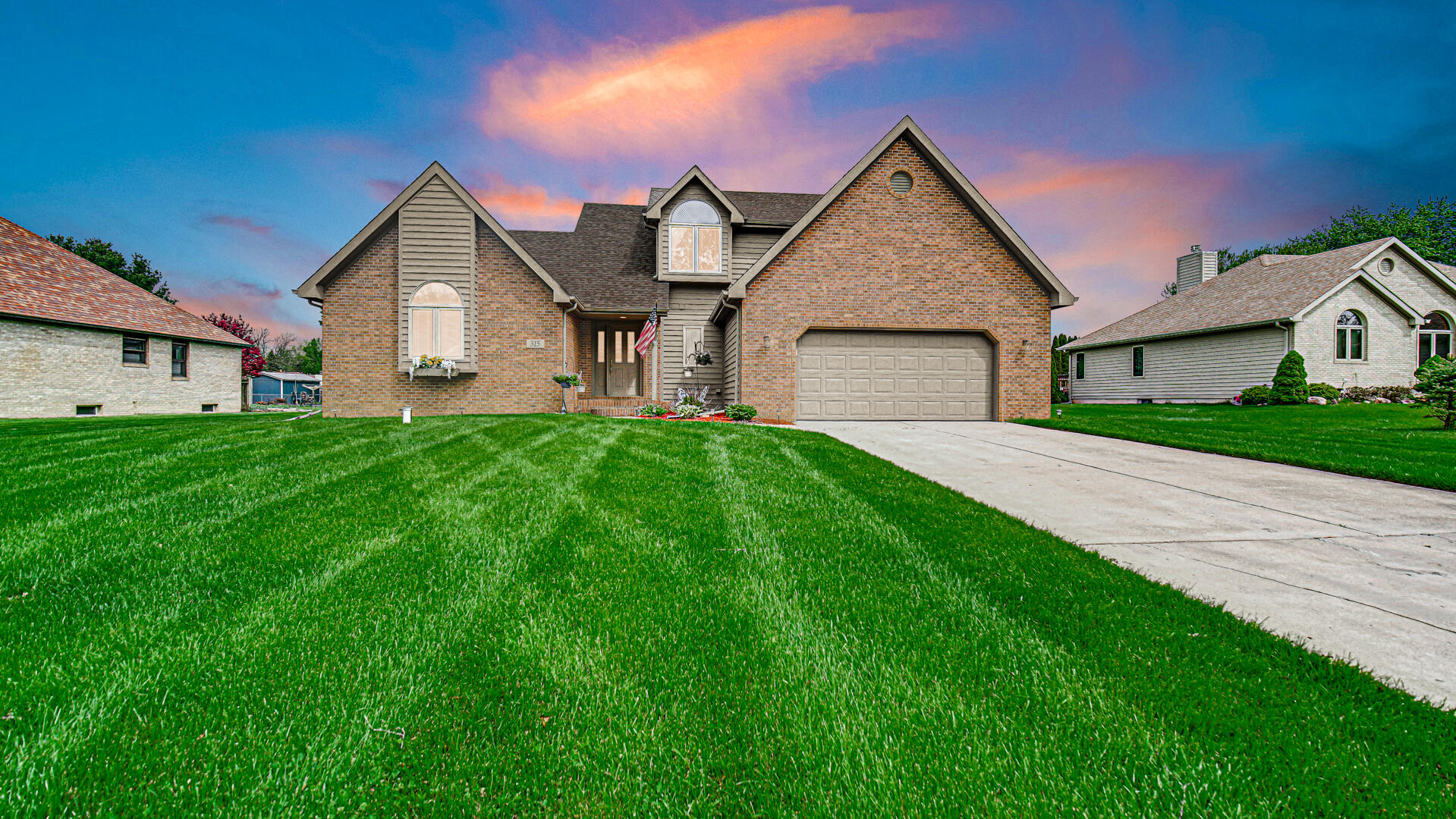 315 Kenbridge Court, Valparaiso, IN 46385; Image #2