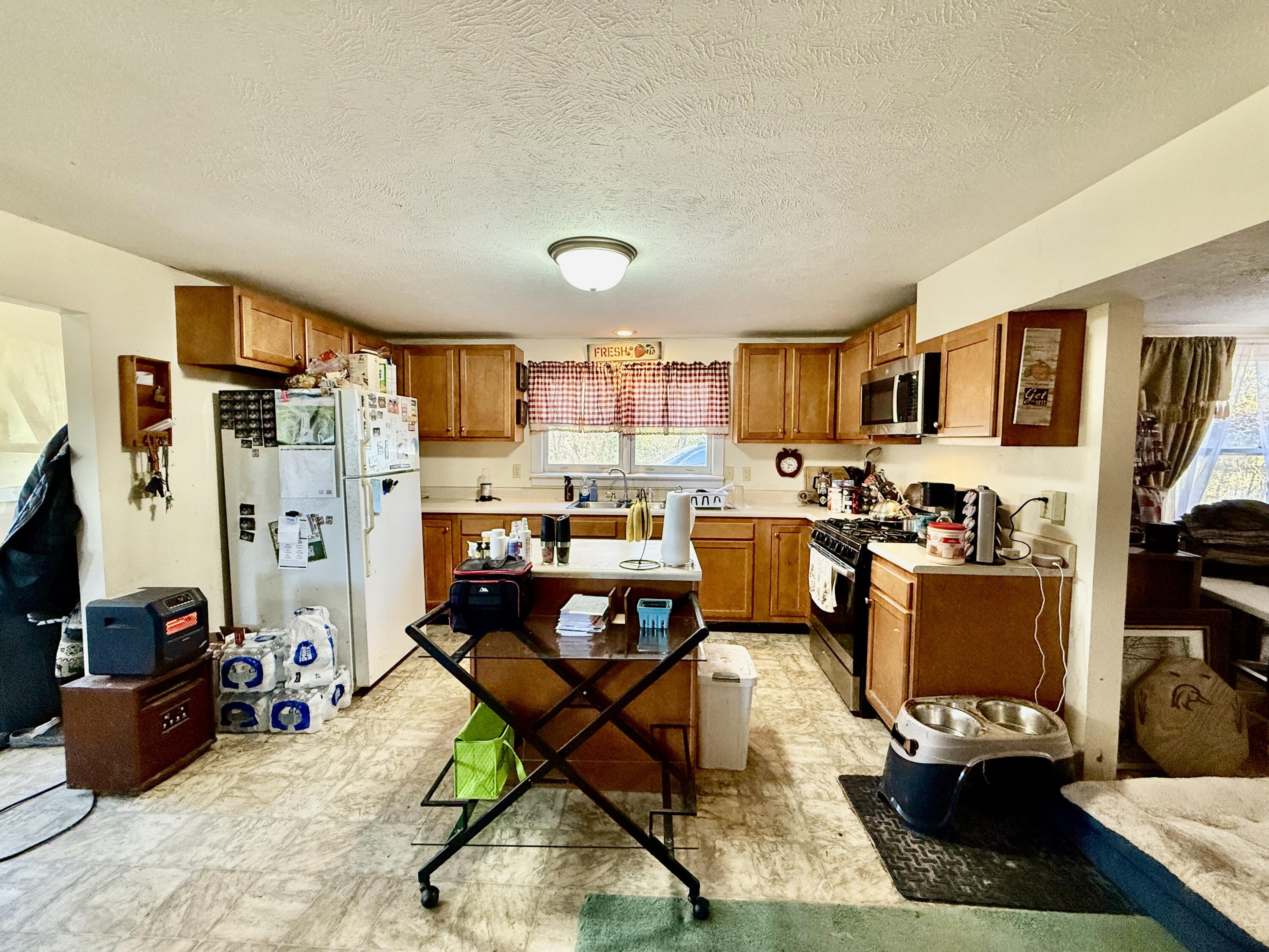 10140 E State Road 10, Culver, IN 46511; Image #7