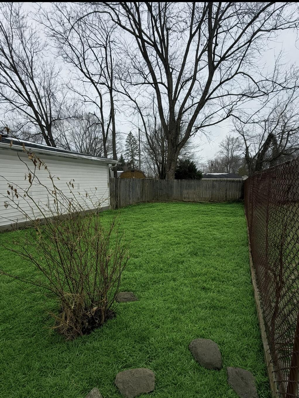 270 Woodlawn Avenue, Chesterton, IN 46304; Image #17