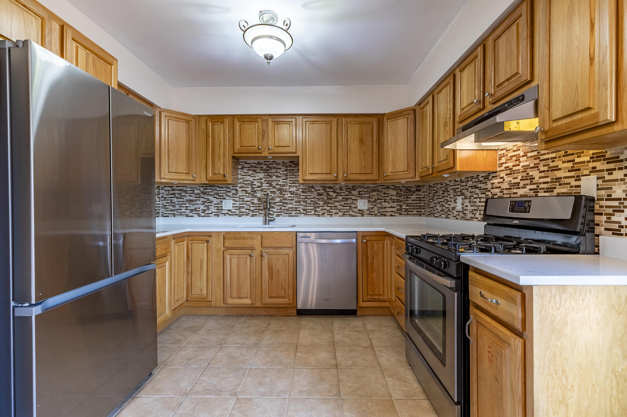 431 S Liverpool Road, Hobart, IN 46342; Image #11