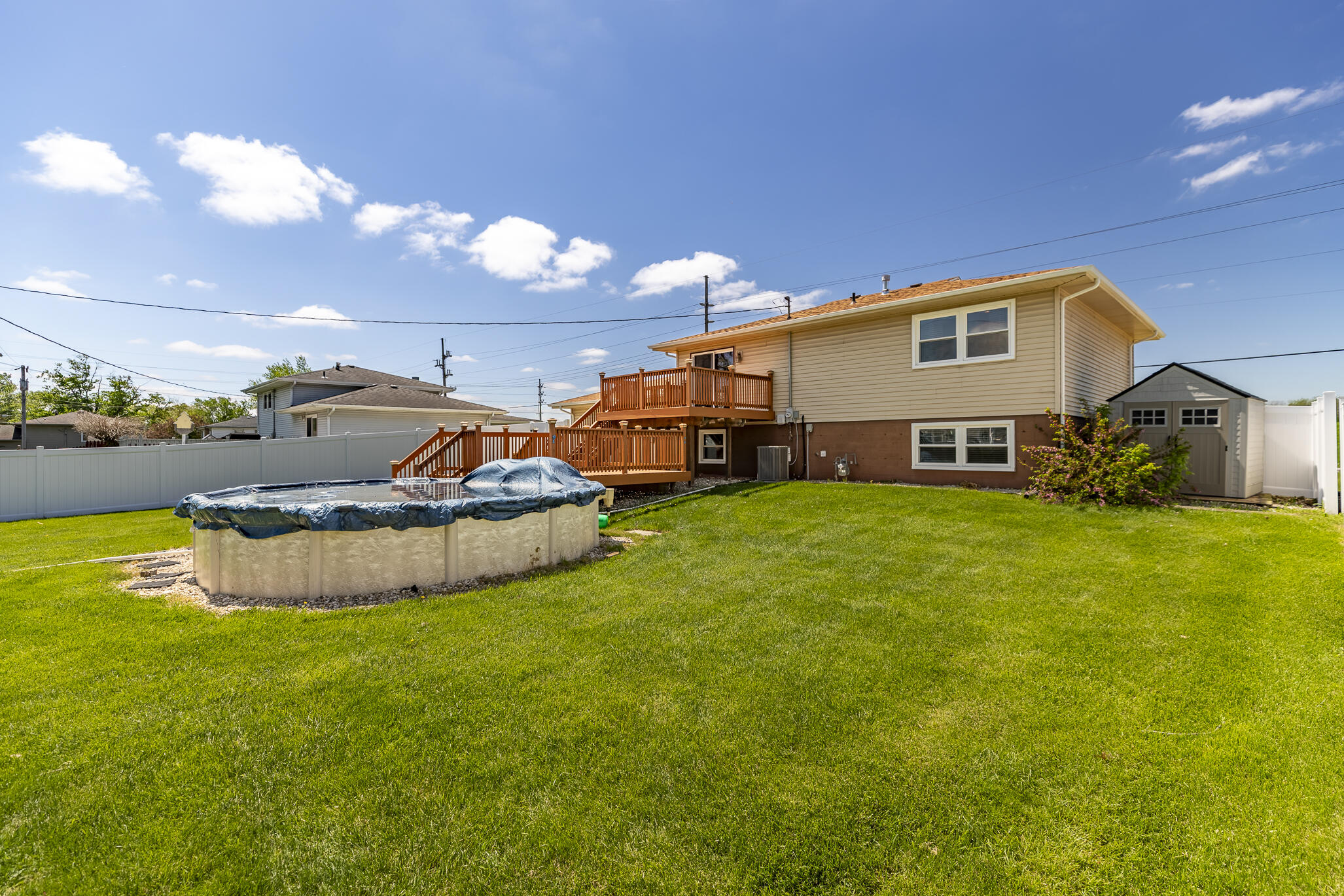 431 S Liverpool Road, Hobart, IN 46342; Image #40