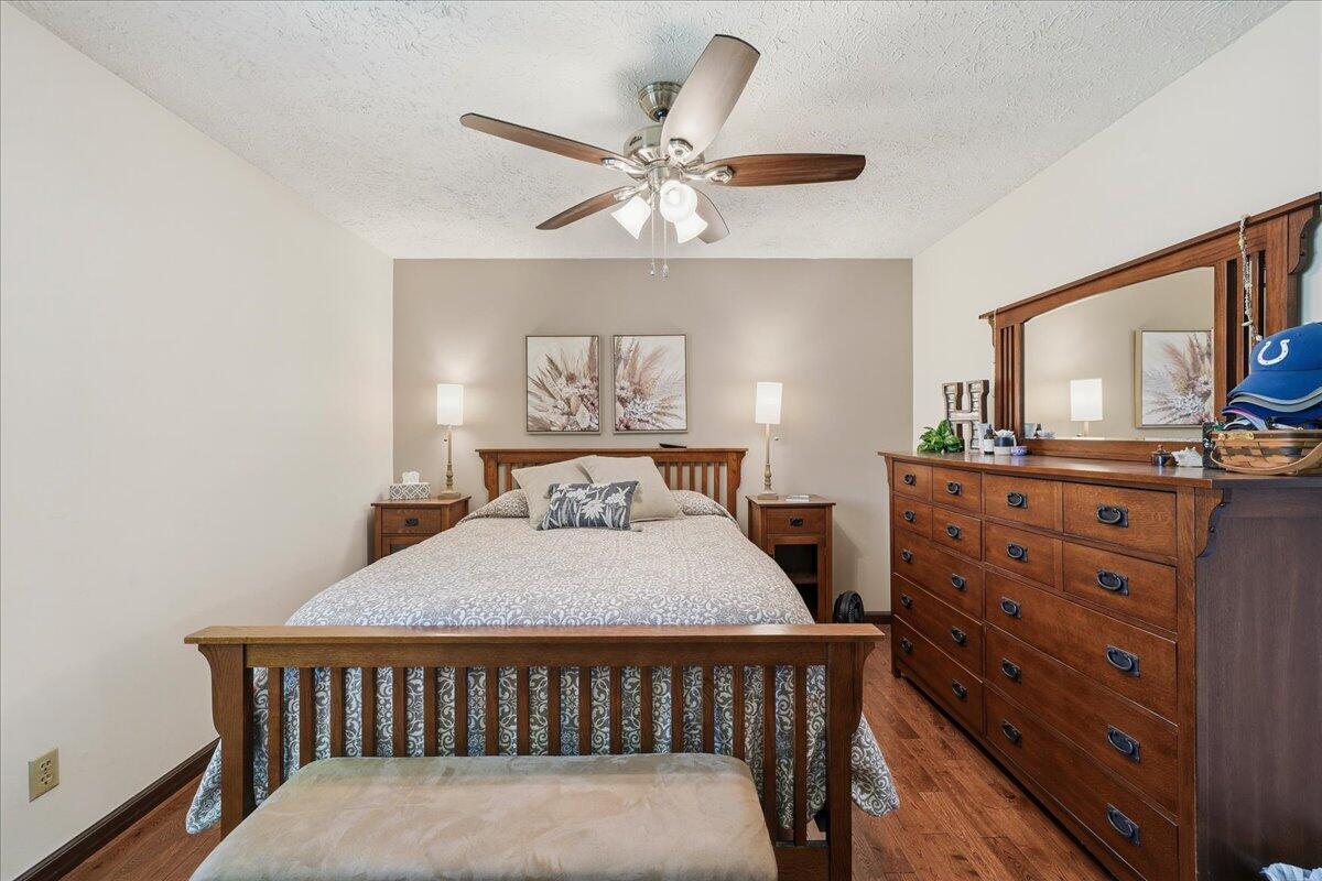255 E U.s. Hwy 6, Valparaiso, IN 46383; Image #12