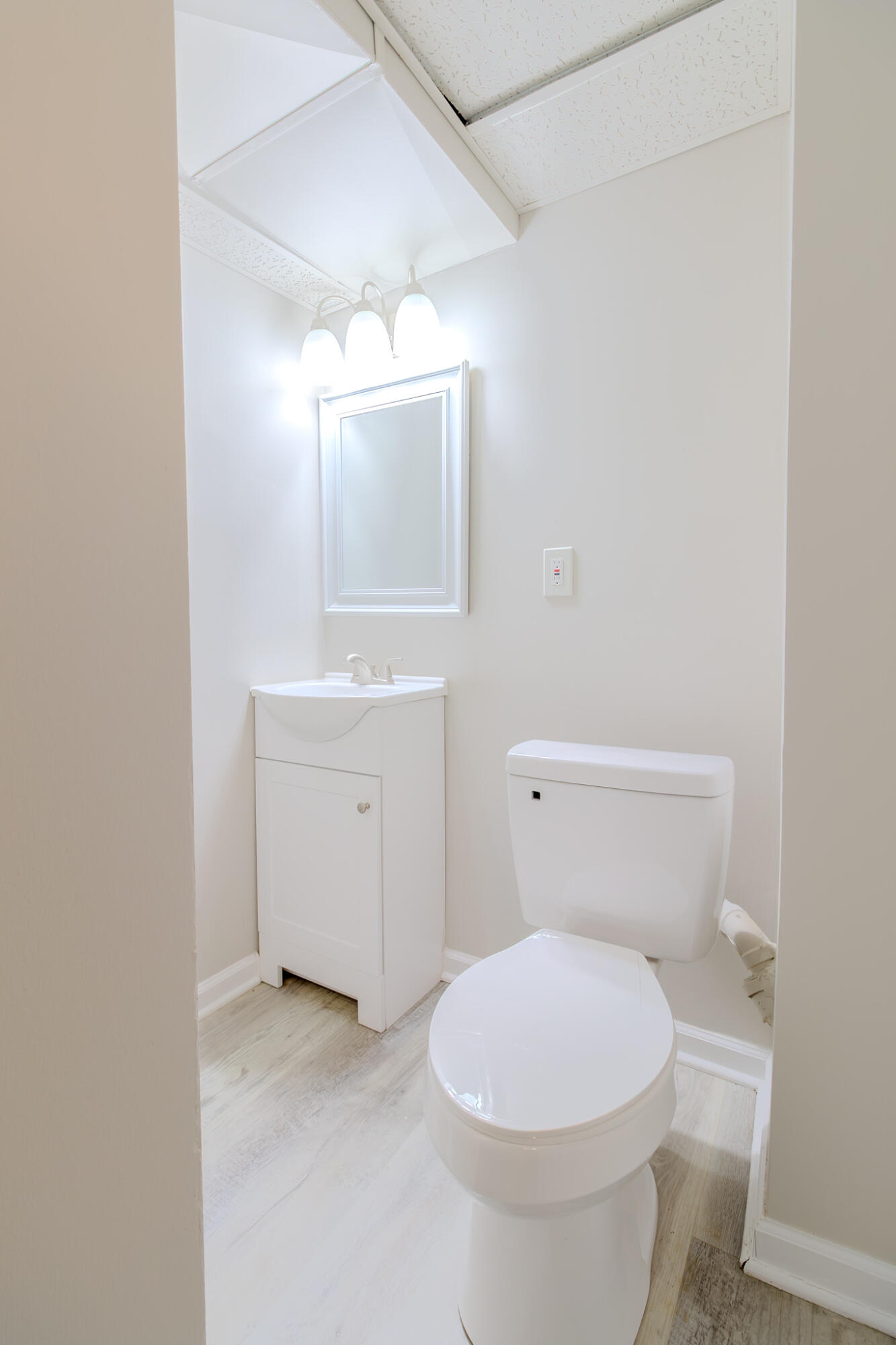 829 Johnson Street, Gary, IN 46402; Image #32