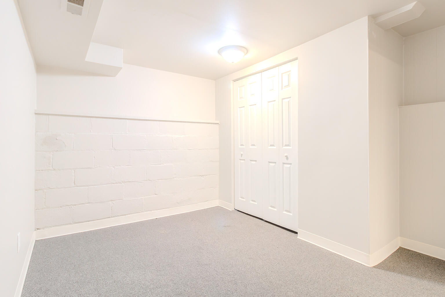 829 Johnson Street, Gary, IN 46402; Image #35
