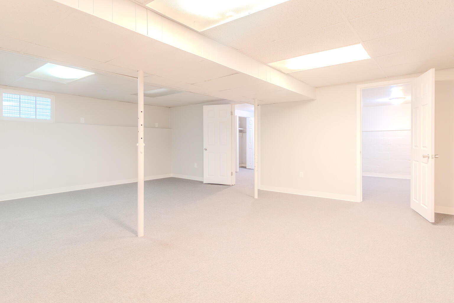 829 Johnson Street, Gary, IN 46402; Image #38