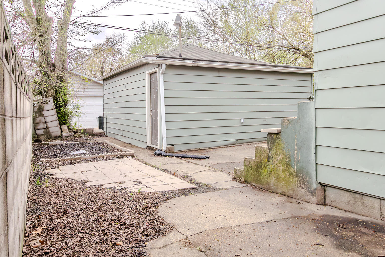 829 Johnson Street, Gary, IN 46402; Image #39