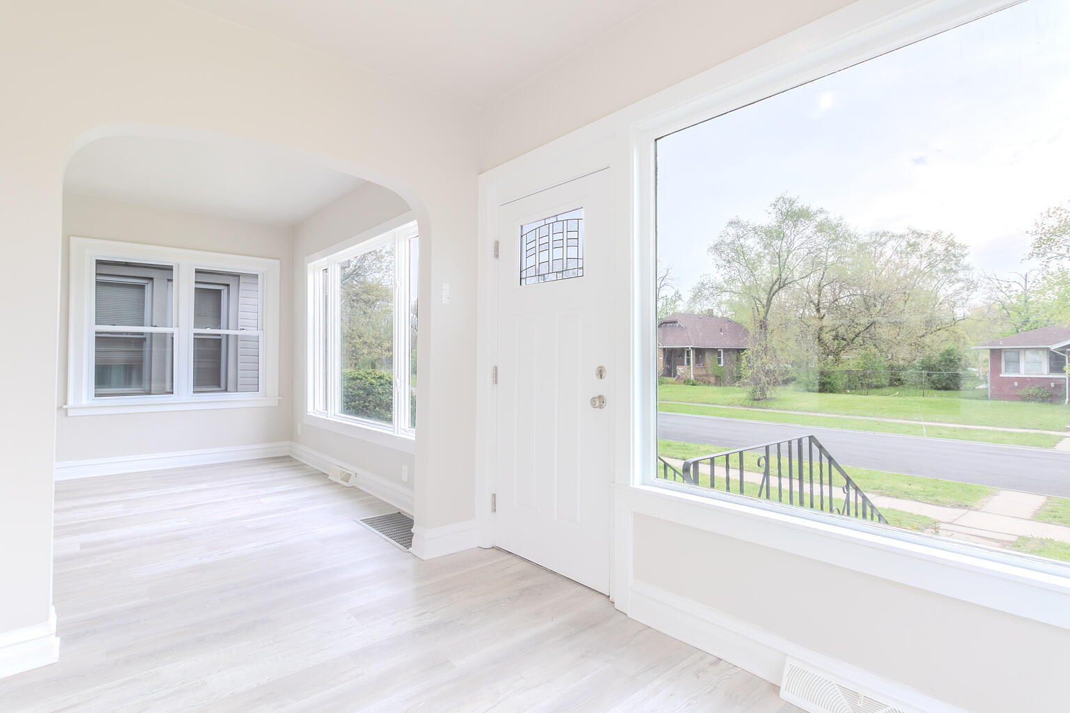 829 Johnson Street, Gary, IN 46402; Image #4