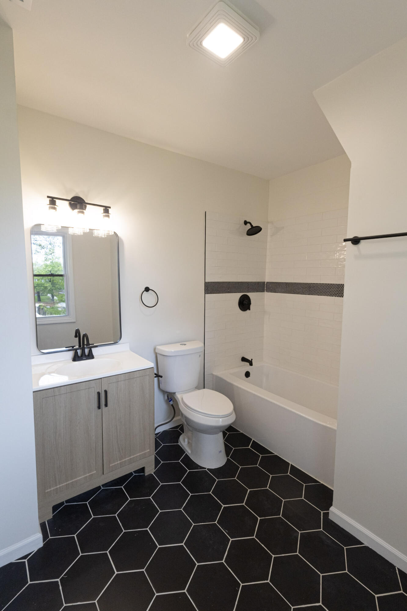 4409 Adams Street, Gary, IN 46408; Image #16