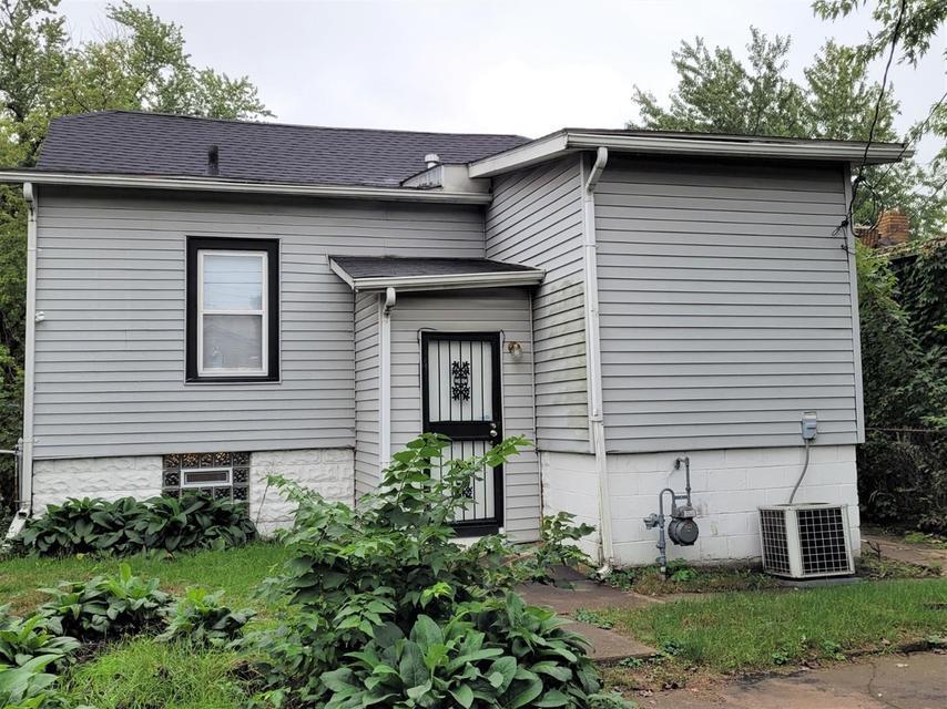 1718 Roosevelt Place, Gary, IN 46404; Image #16