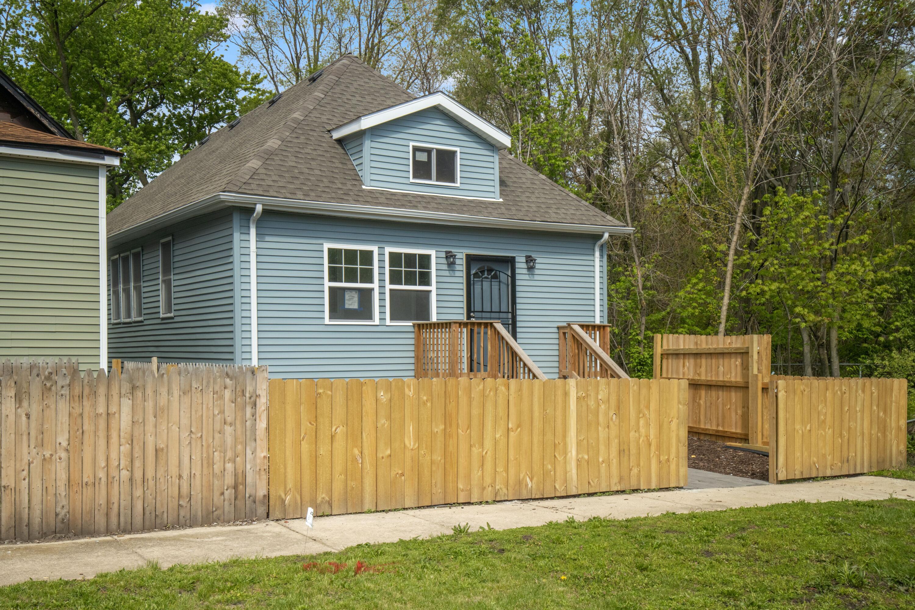 1560 Mckinley Street, Gary, IN 46404; Image #2