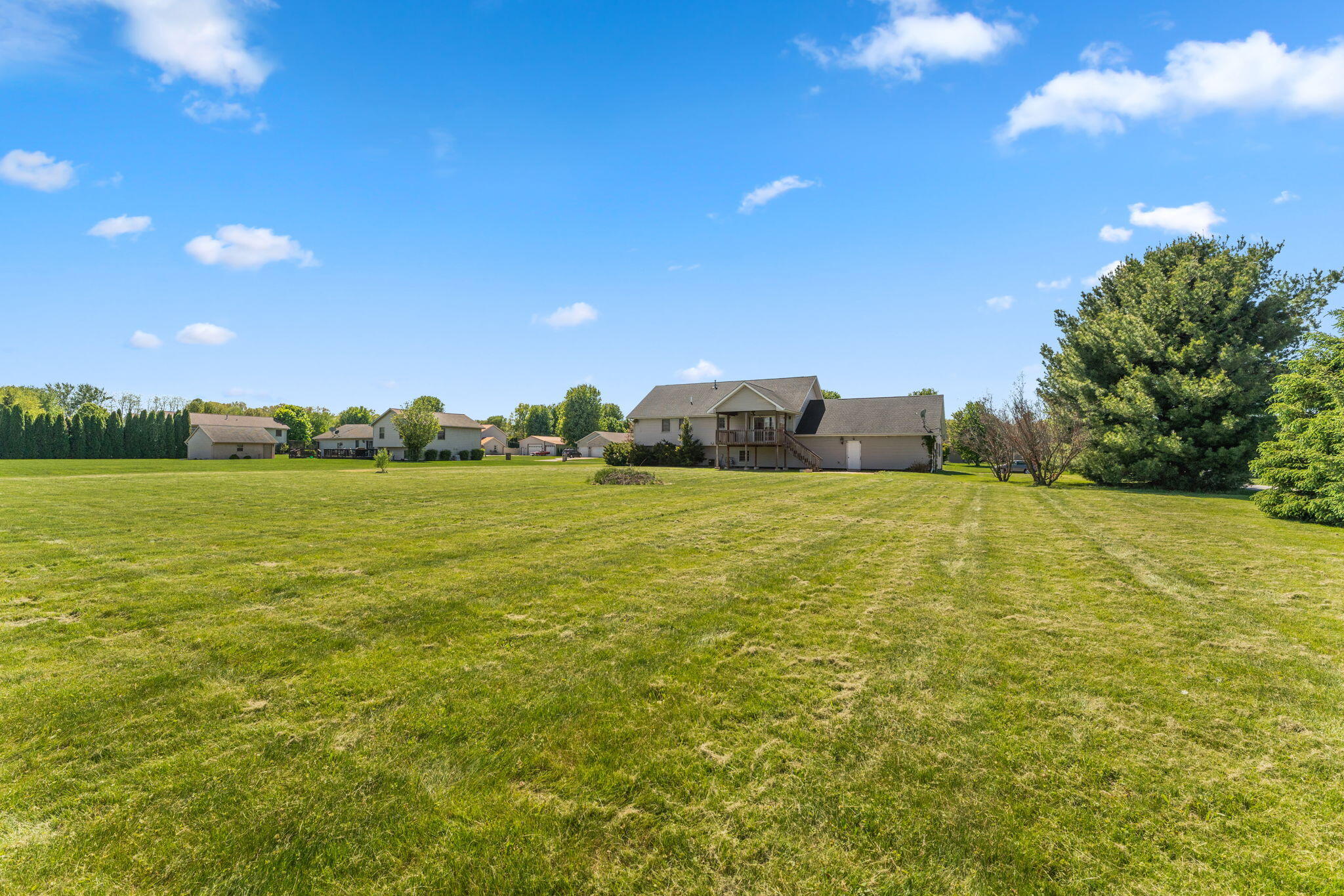 919 Plantation Road, Valparaiso, IN 46385; Image #31