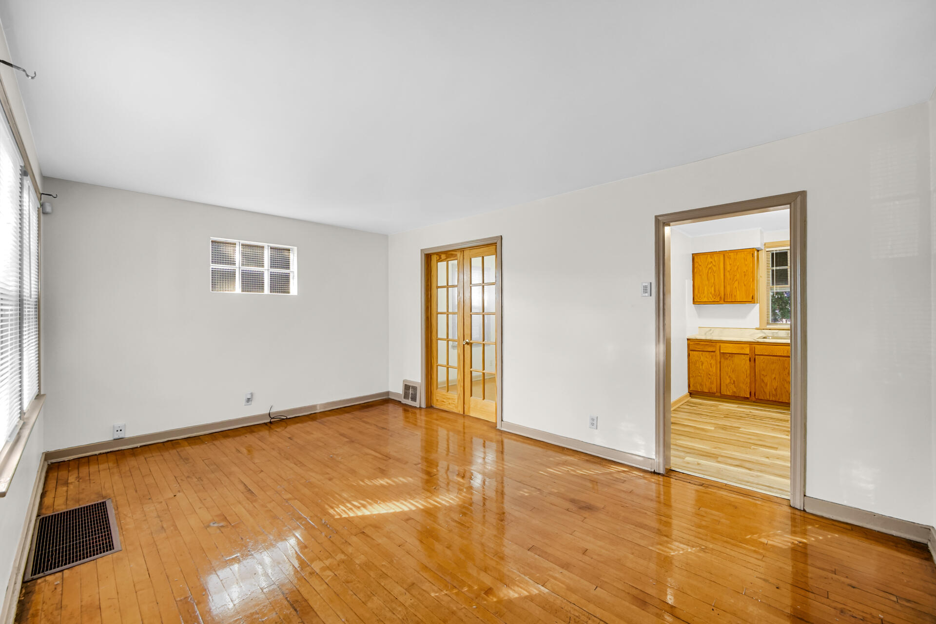 3752 Tyler Street, Gary, IN 46408; Image #3