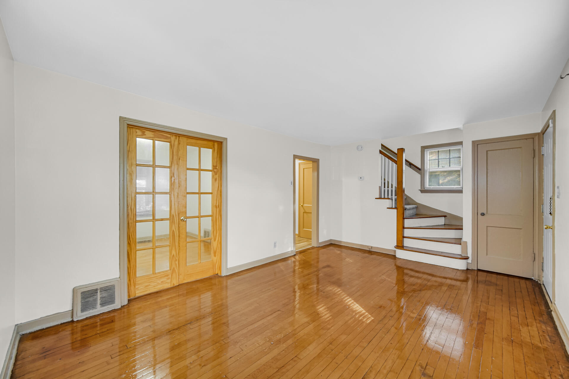 3752 Tyler Street, Gary, IN 46408; Image #4
