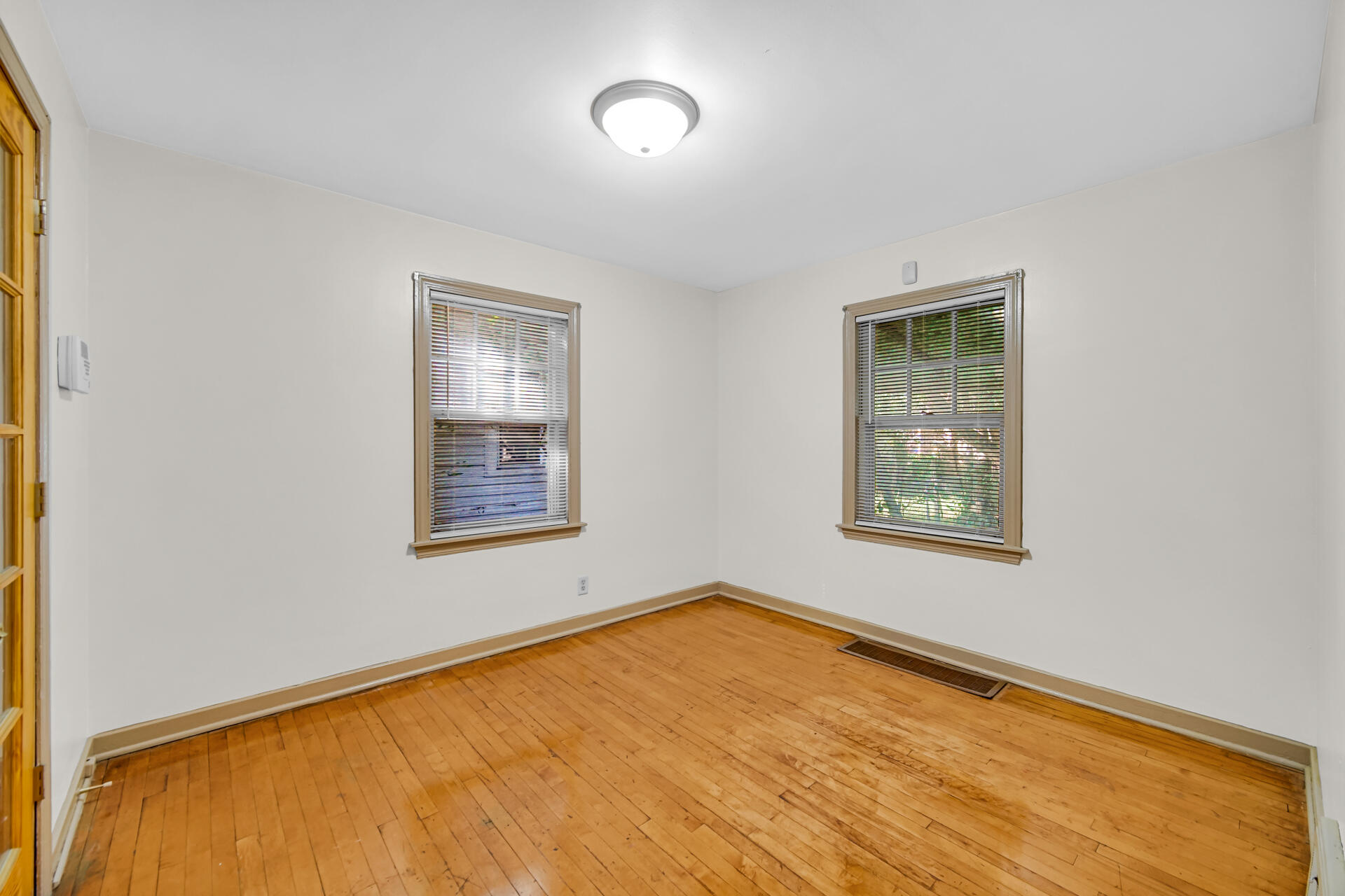 3752 Tyler Street, Gary, IN 46408; Image #6