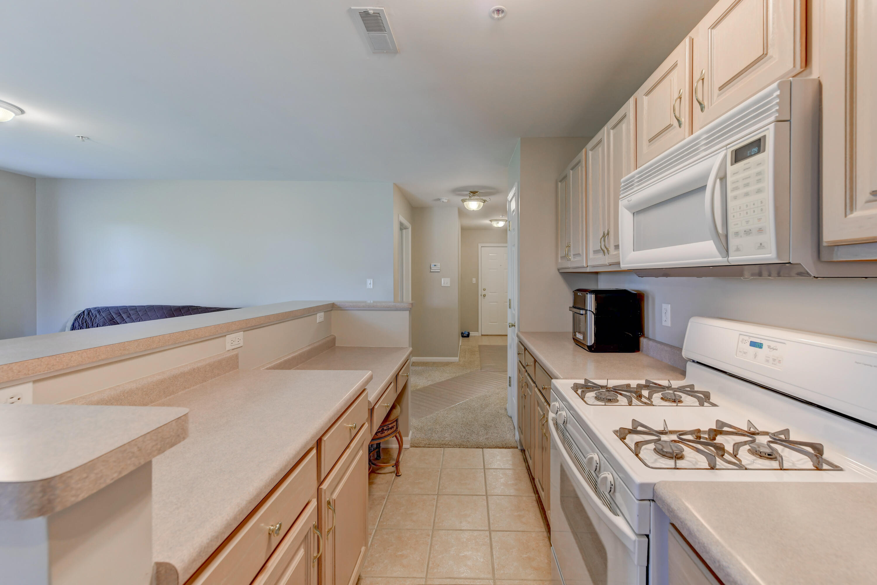 2515 Longwood Drive, Highland, IN #102, 46322; Image #5