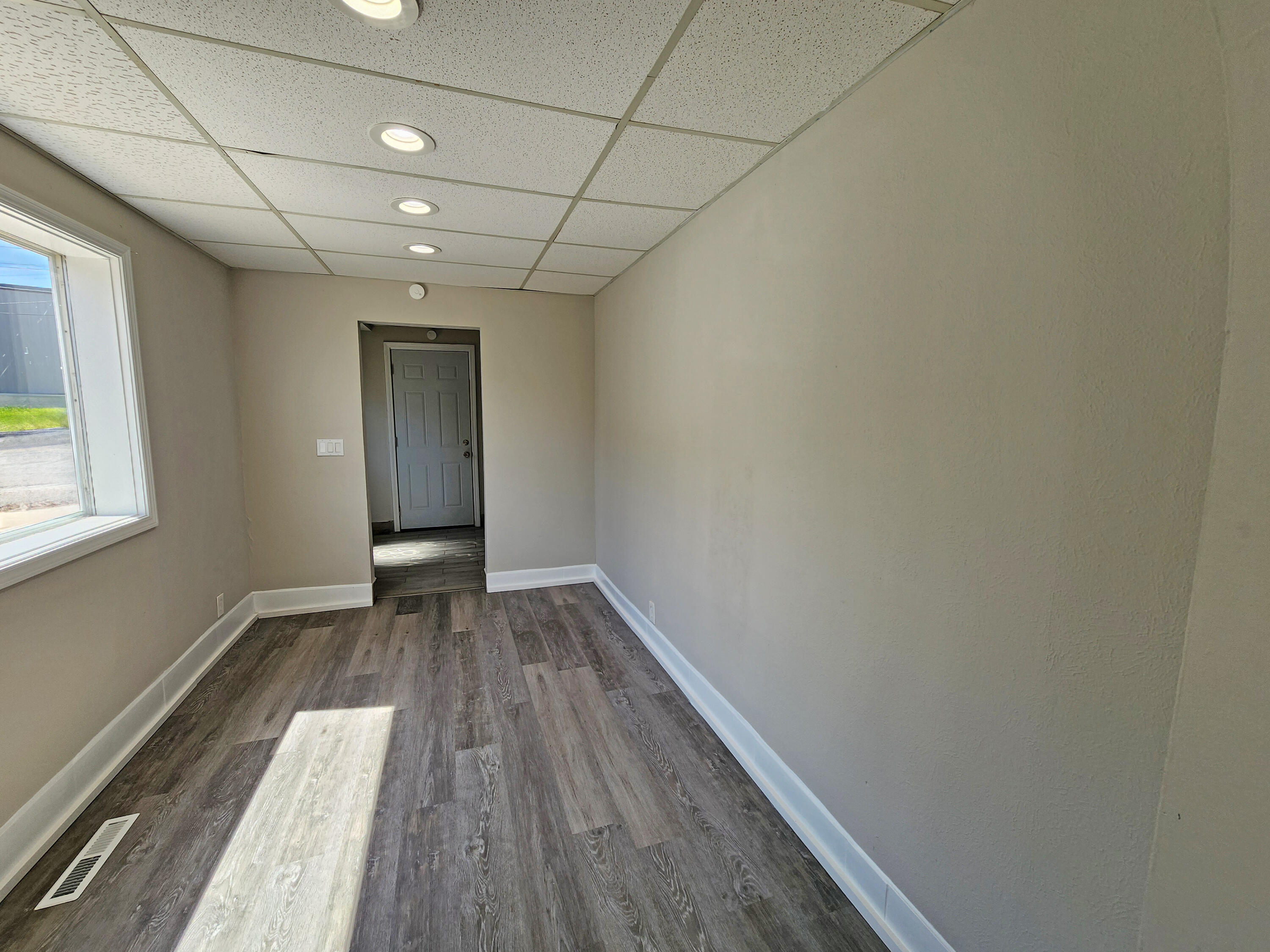 113 N Arch Street, New Carlisle, IN 46552; Image #6