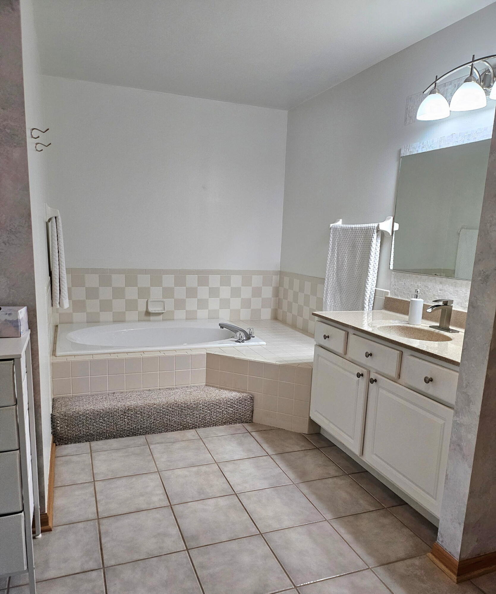 1489 Grand Isle Court, Hobart, IN 46342; Image #21