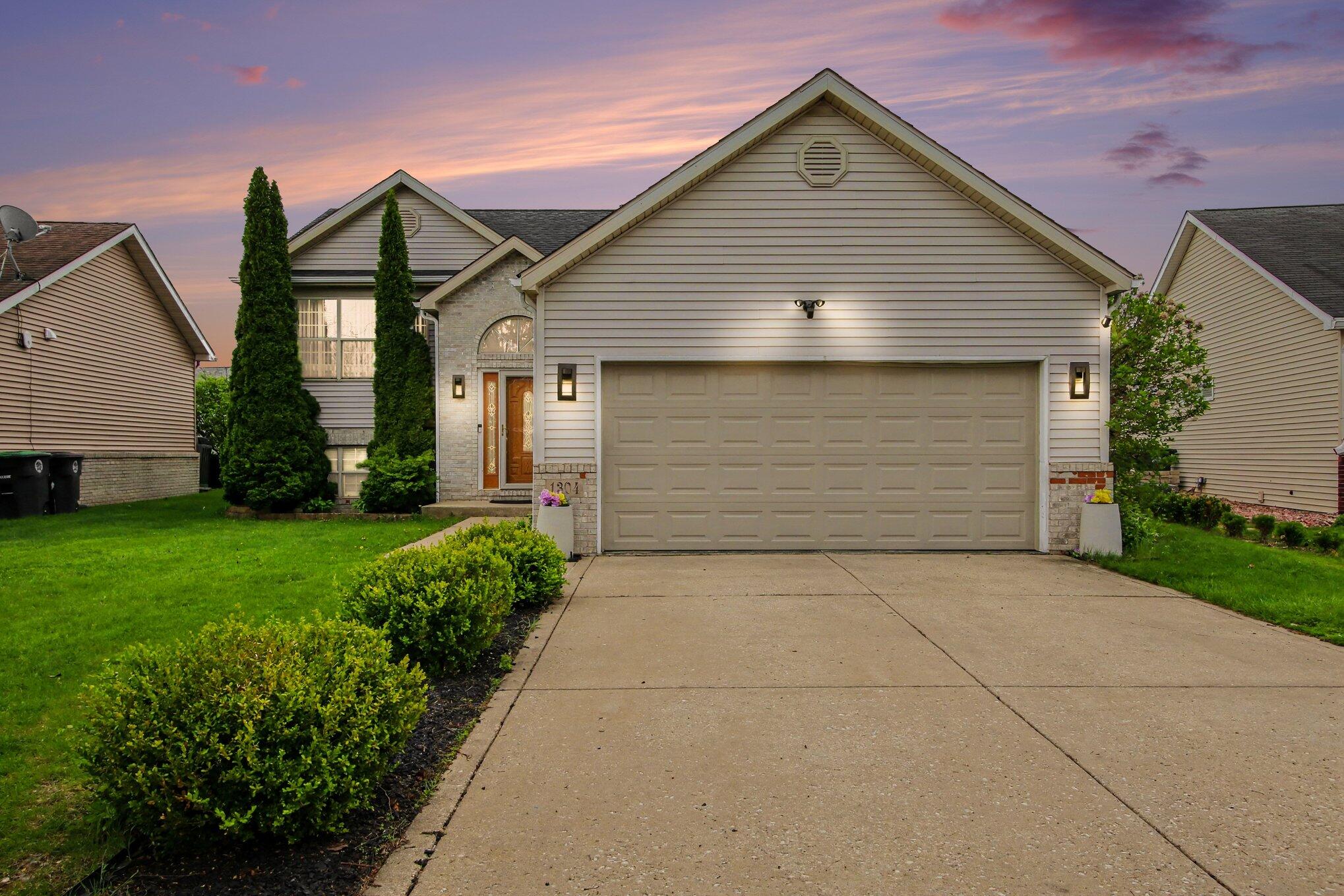 1304 Csokasy Lane, Hobart, IN 46342; Image #25