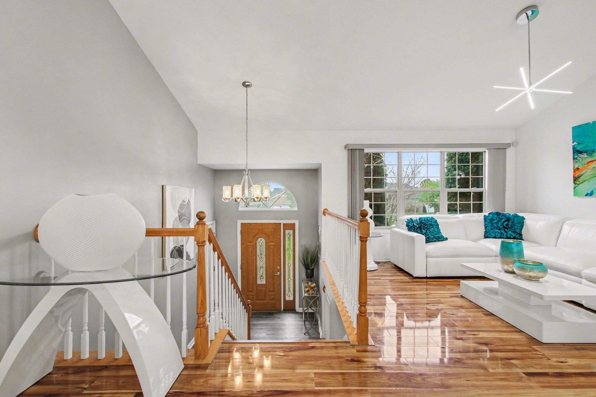1304 Csokasy Lane, Hobart, IN 46342; Image #4