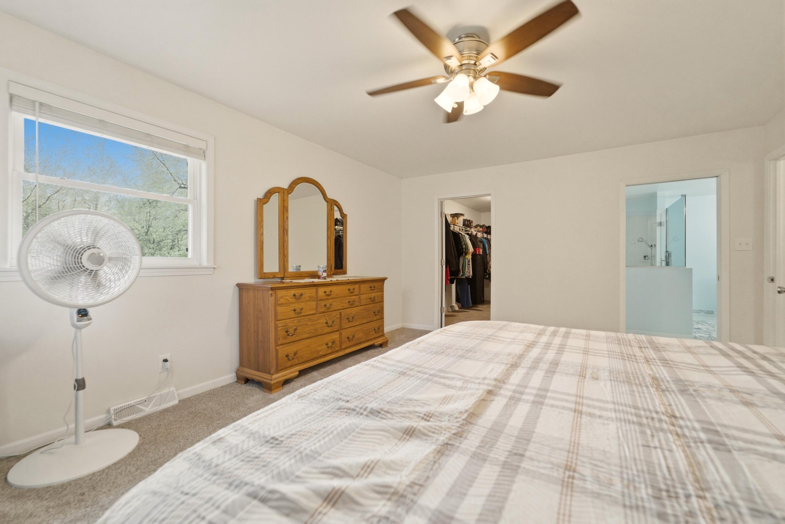 11917 N 470 E, DeMotte, IN #6, 46310; Image #12