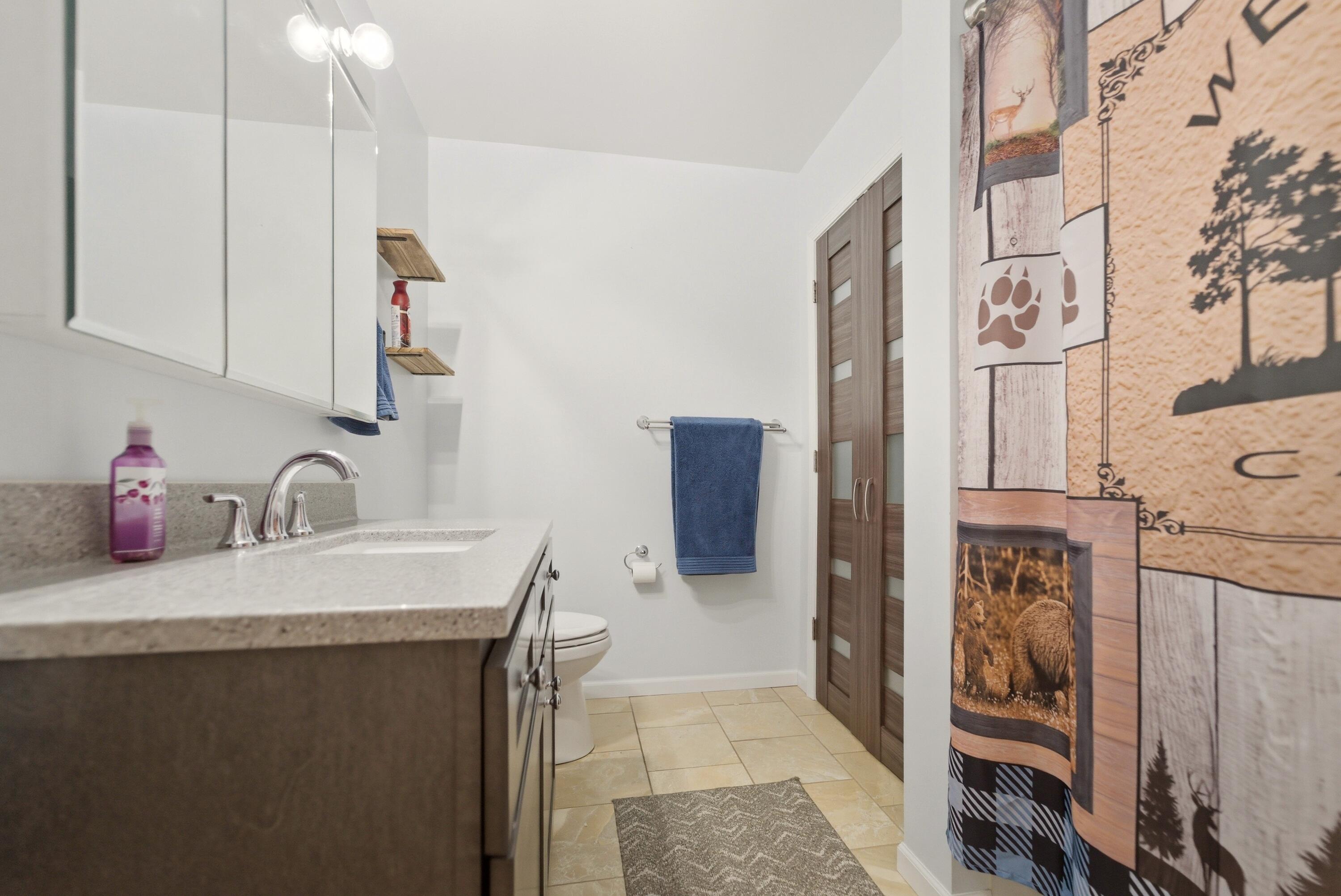 11917 N 470 E, DeMotte, IN #6, 46310; Image #20