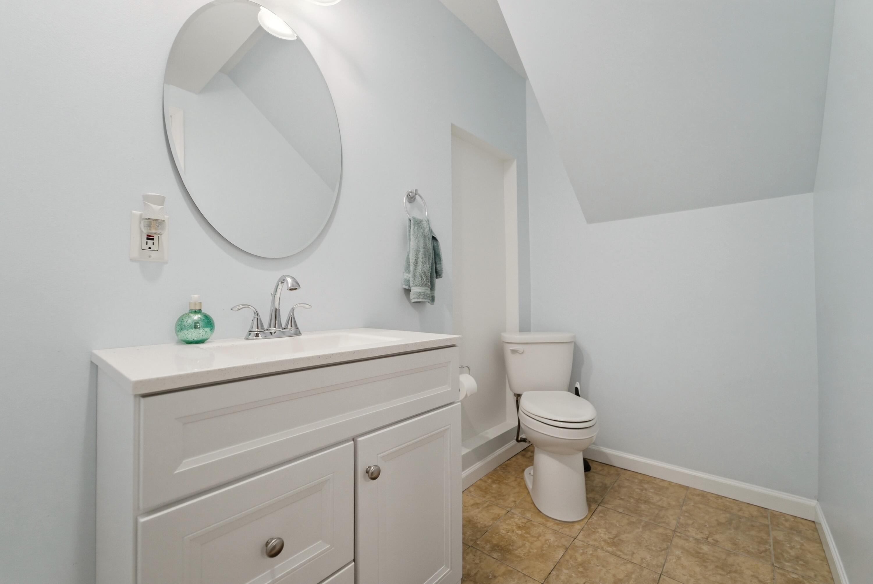 11917 N 470 E, DeMotte, IN #6, 46310; Image #24