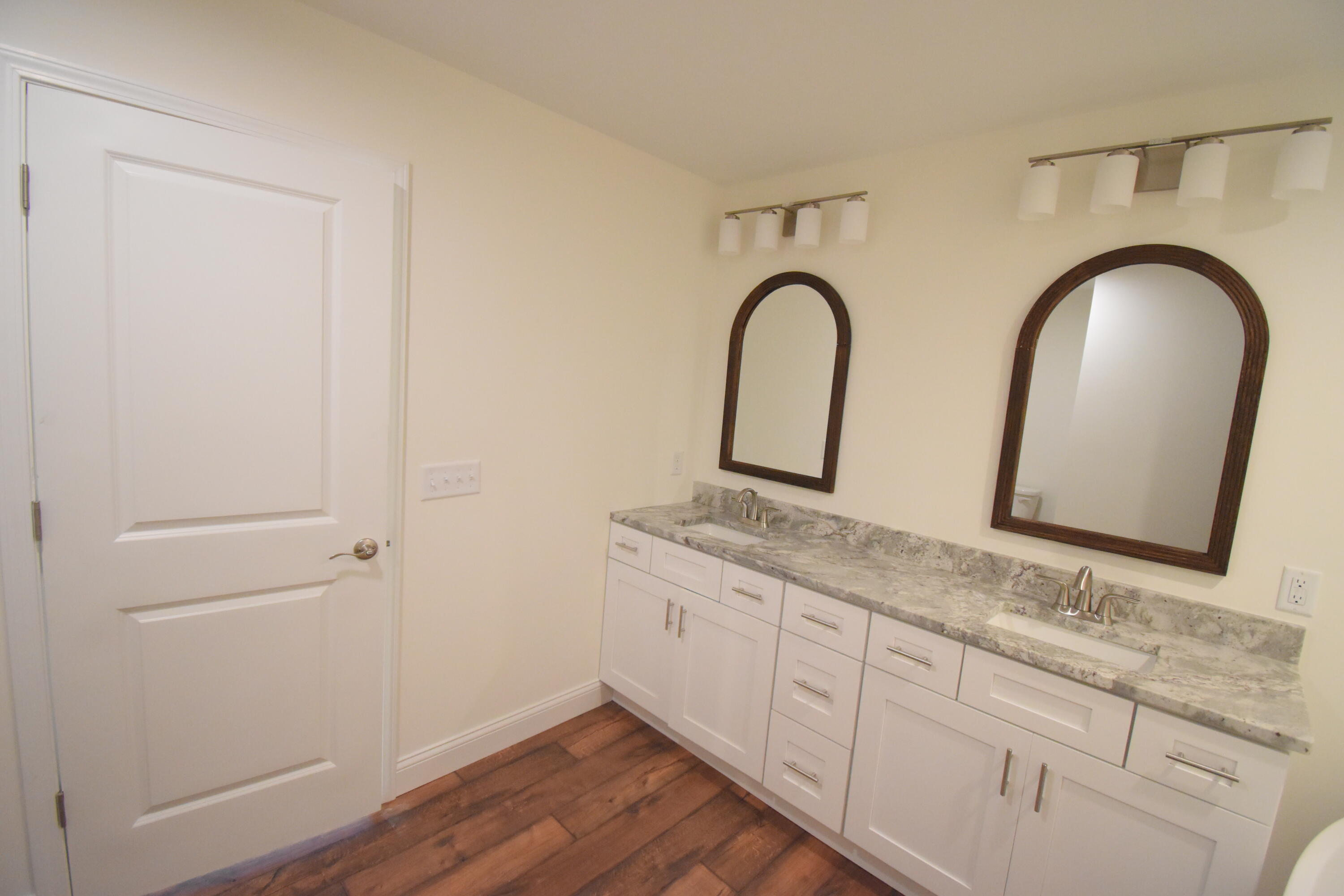3640 Quail Run Drive N, Wheatfield, IN 46392; Image #21