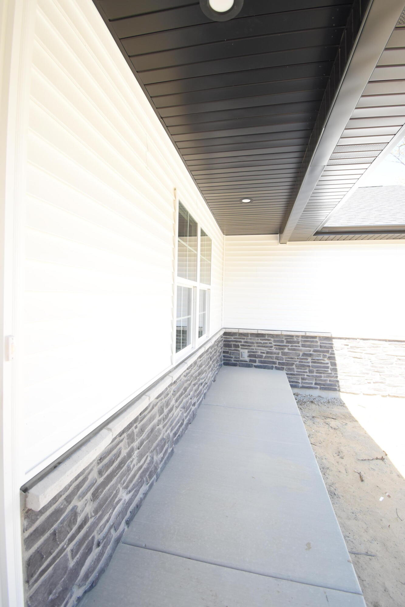 3640 Quail Run Drive N, Wheatfield, IN 46392; Image #38
