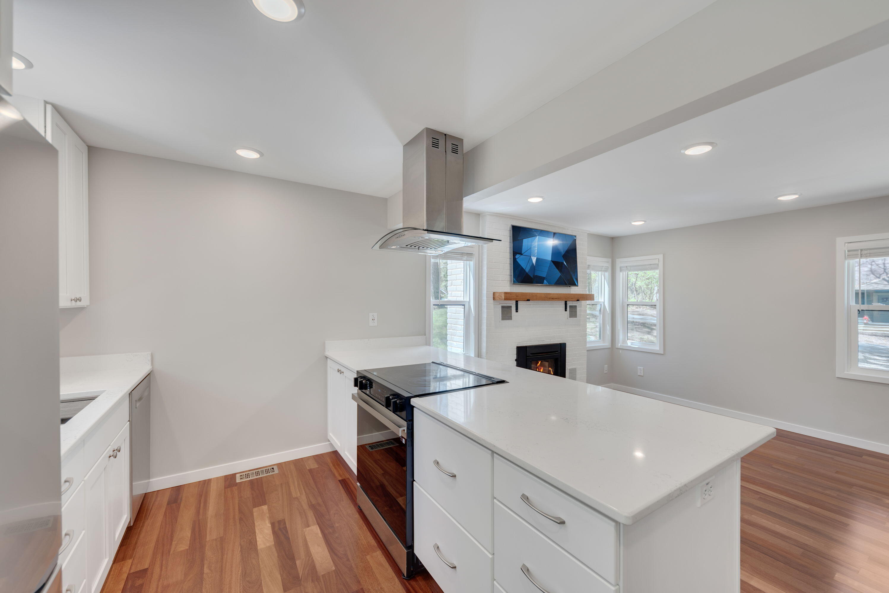 423 Oakland Drive, Michiana Shores, IN 46360; Image #15