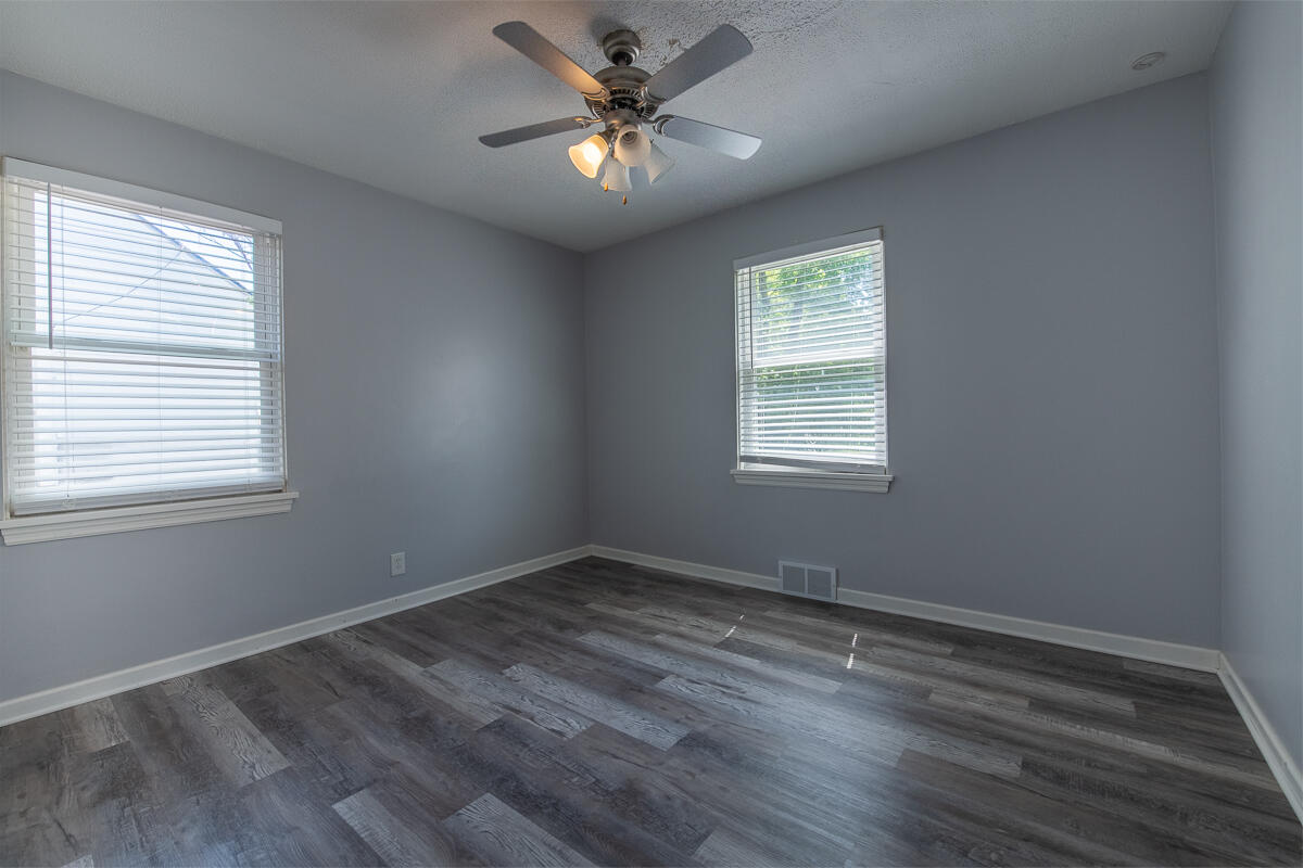 408 E 43rd Avenue, Gary, IN 46409; Image #11