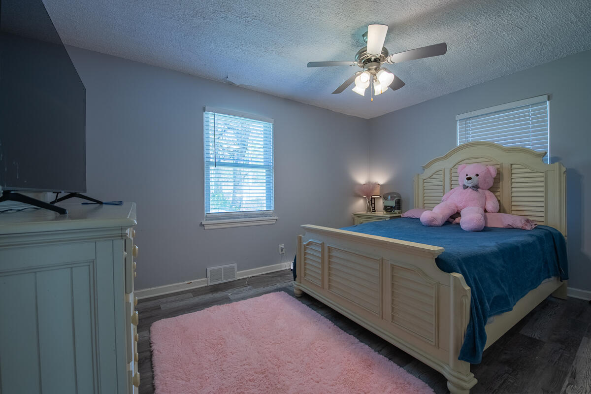 408 E 43rd Avenue, Gary, IN 46409; Image #12