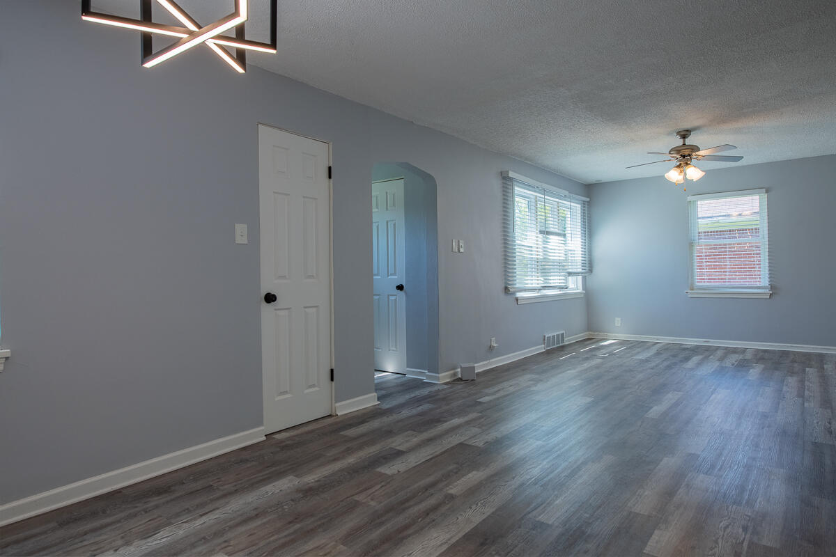 408 E 43rd Avenue, Gary, IN 46409; Image #6