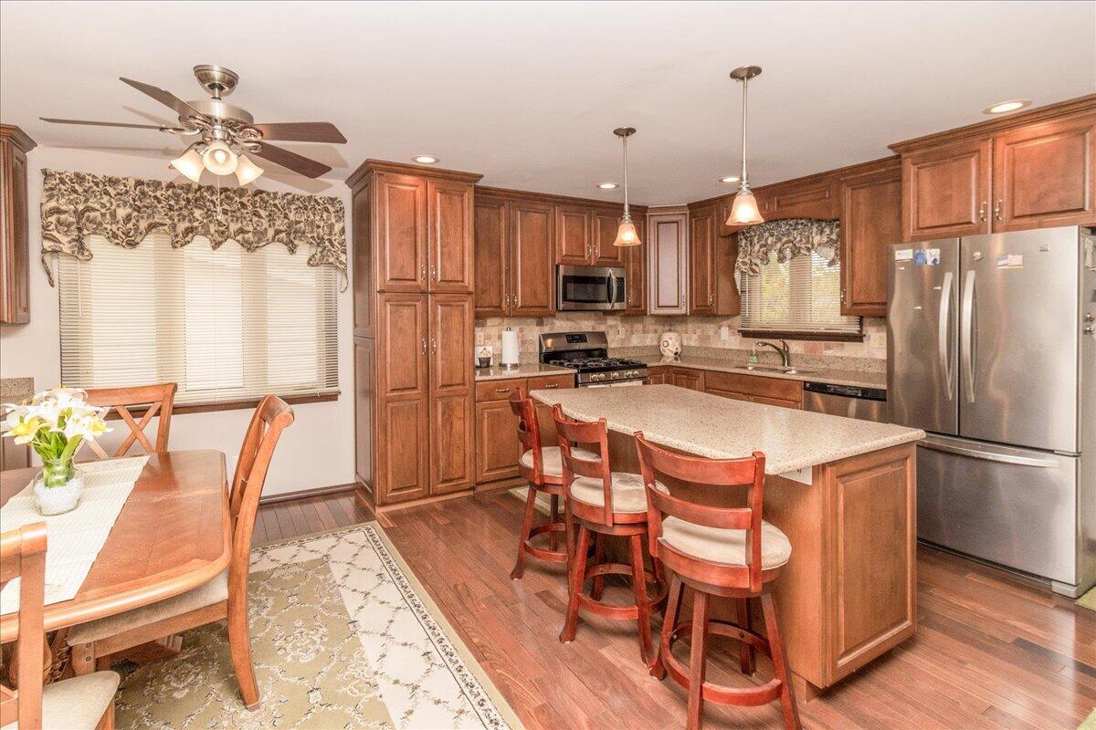 9448 Northcote Avenue, Munster, IN 46321; Image #10
