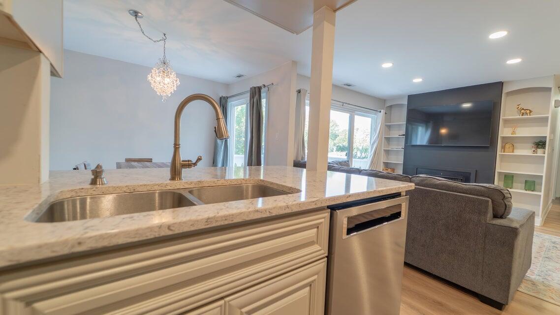 2121 Dogwood Lane, Chesterton, IN 46304; Image #9