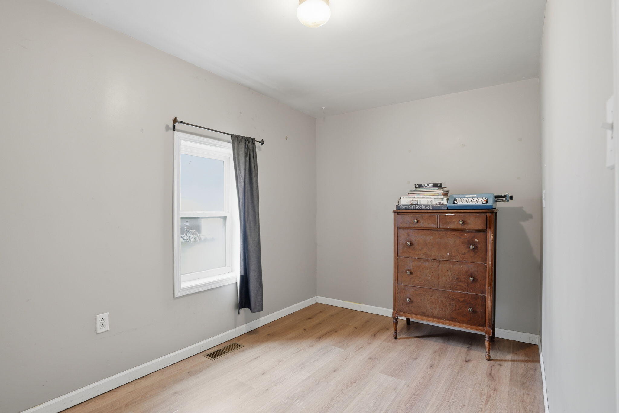 123 S Scott Street, Rensselaer, IN 47978; Image #20