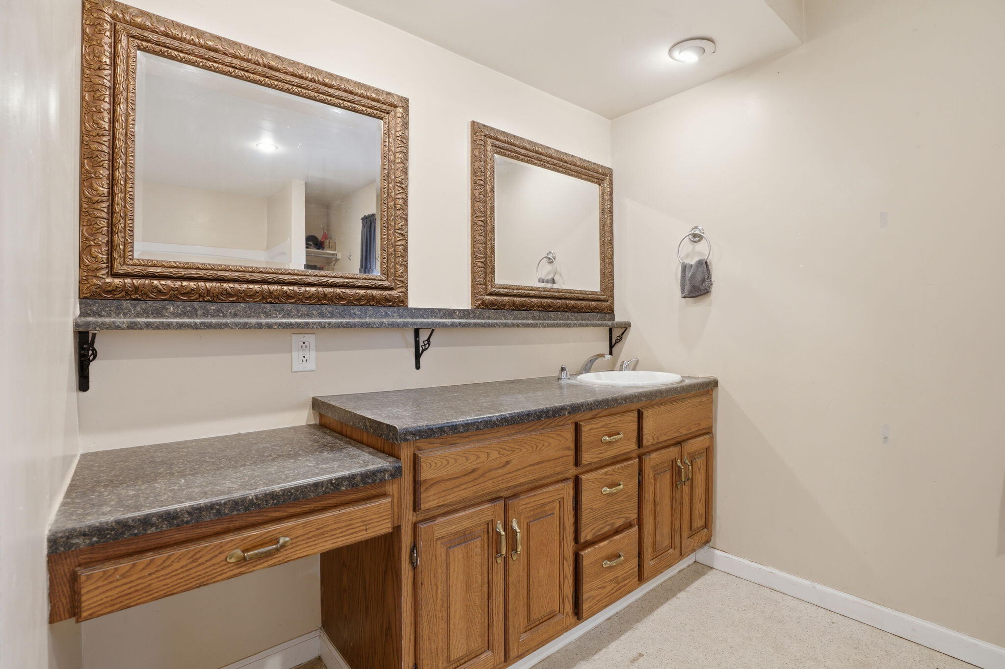 123 S Scott Street, Rensselaer, IN 47978; Image #23