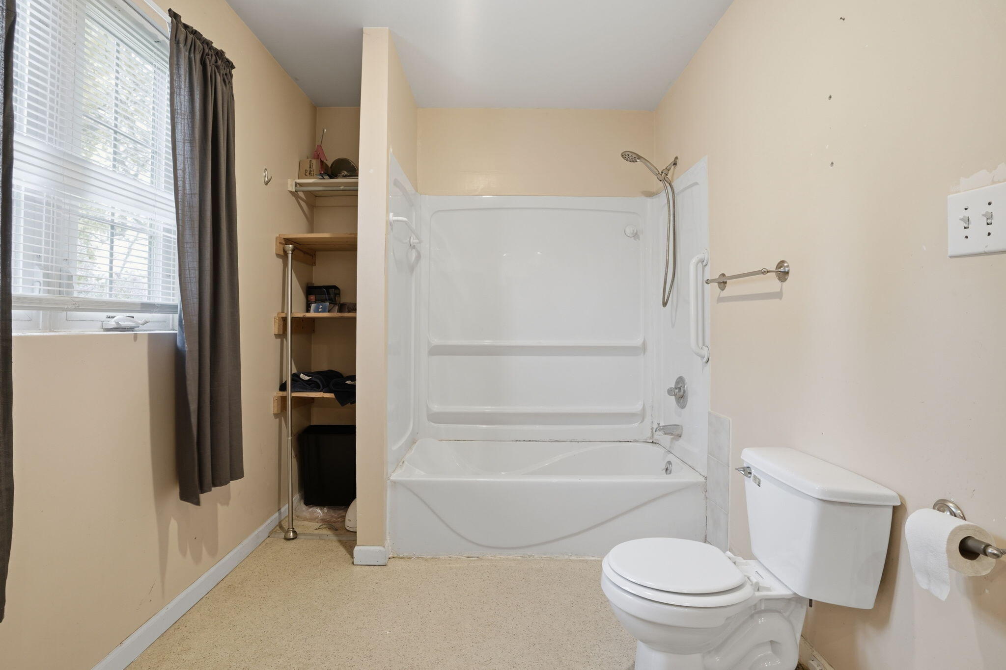 123 S Scott Street, Rensselaer, IN 47978; Image #24
