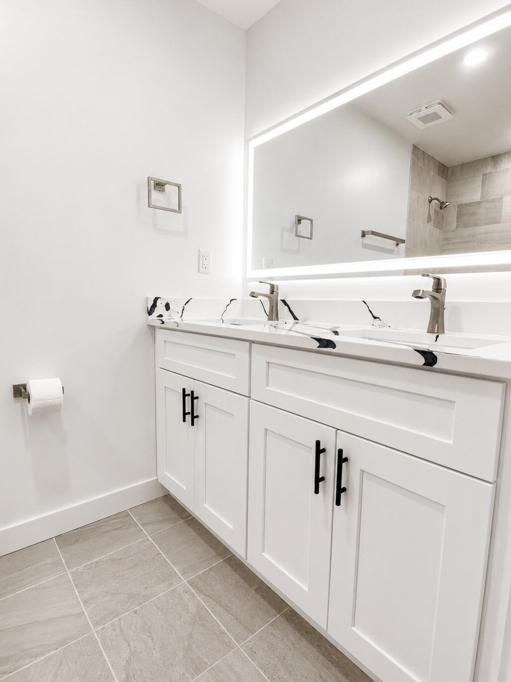 6890 E Homette Avenue, Knox, IN 46534; Image #12