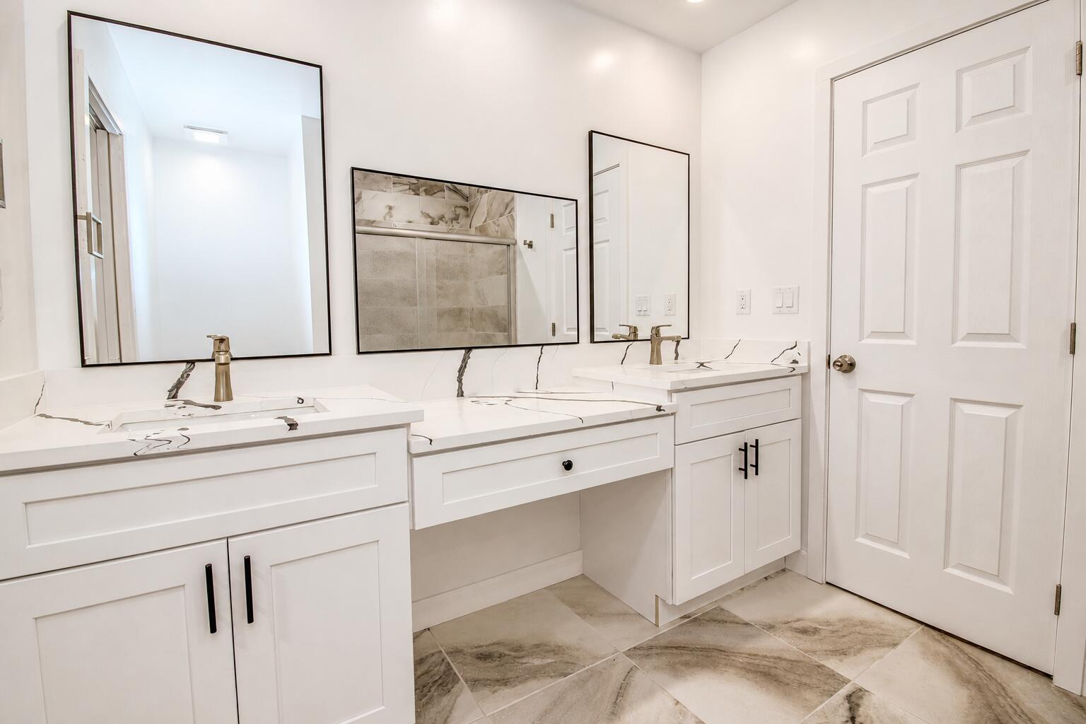 6890 E Homette Avenue, Knox, IN 46534; Image #8