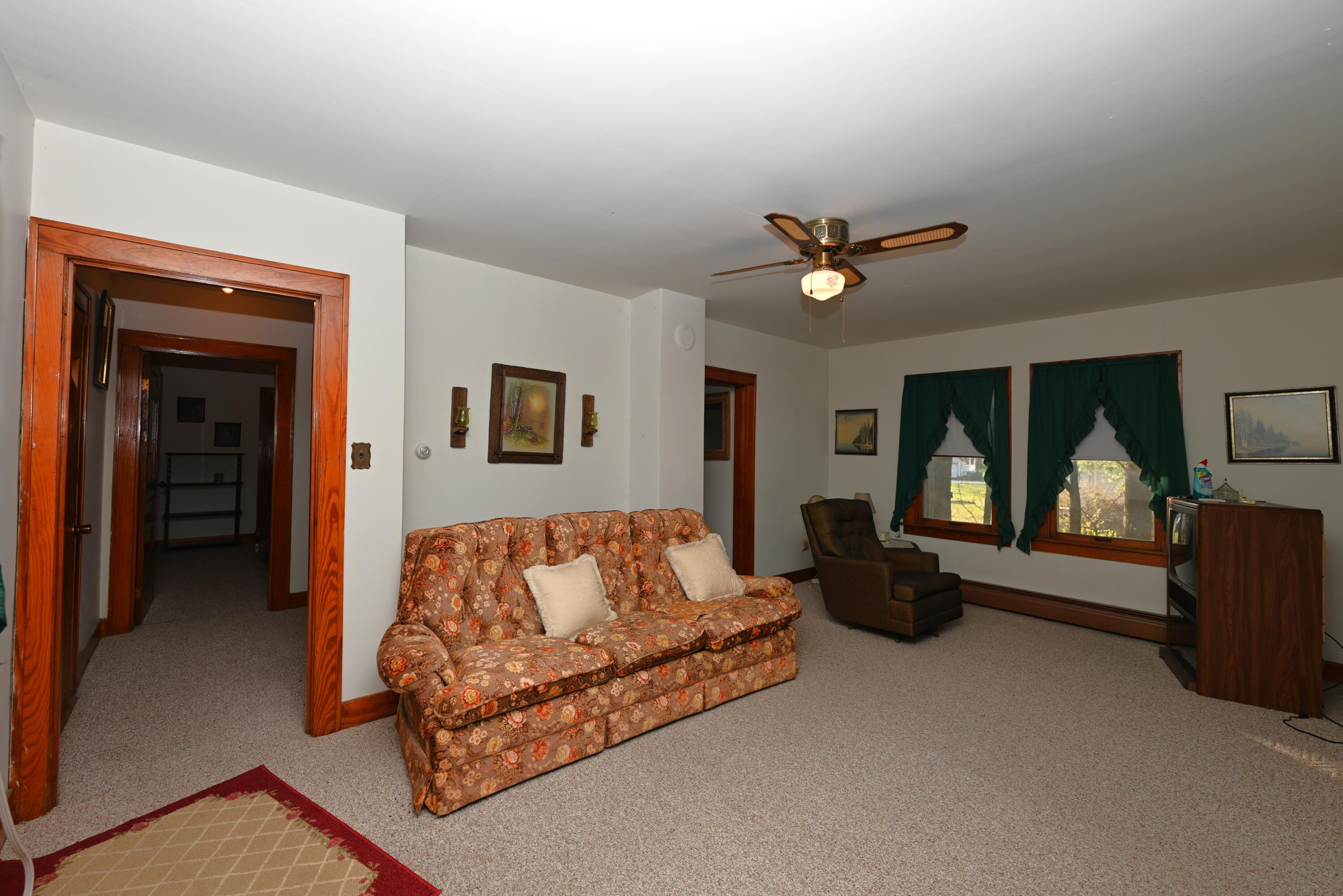 217 Park Avenue, North Judson, IN 46366; Image #11