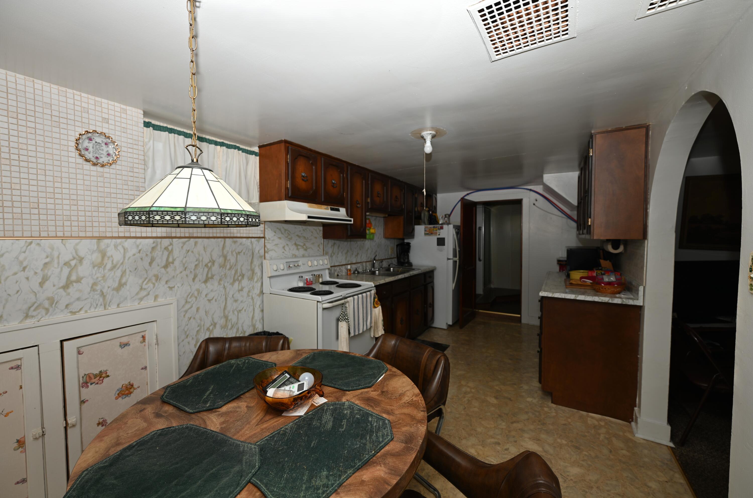 217 Park Avenue, North Judson, IN 46366; Image #20