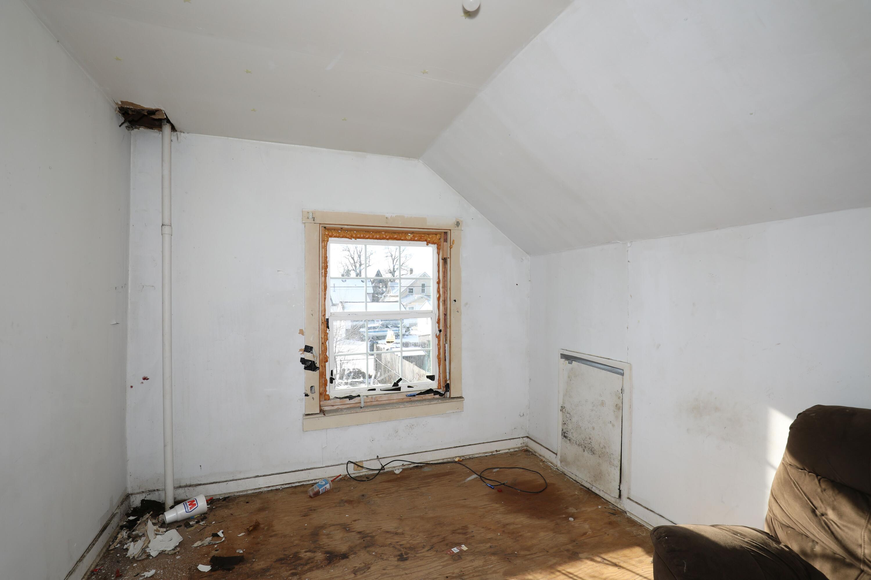 1615 W 1st Street, Marion, IN 46952; Image #30
