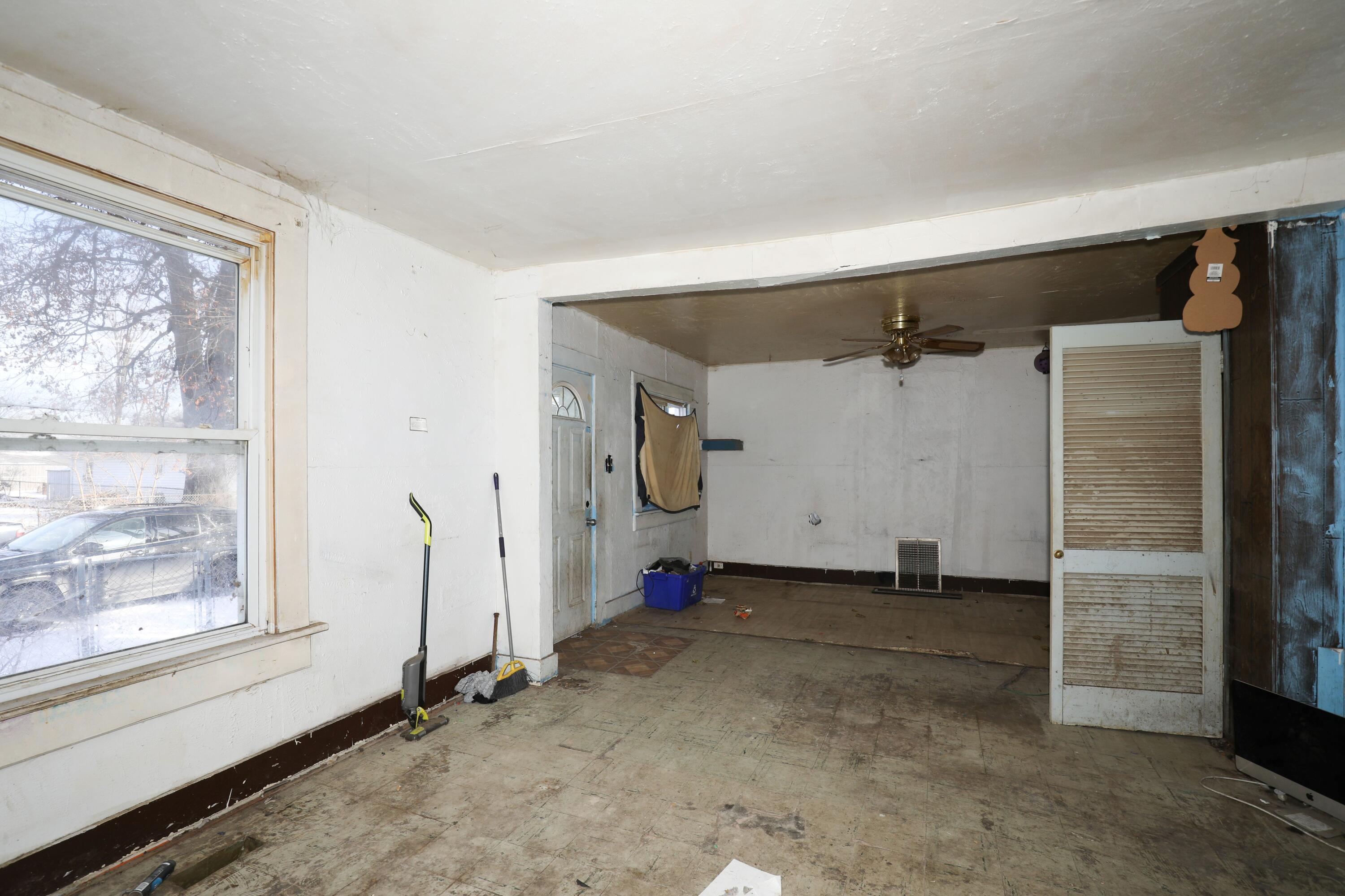 1615 W 1st Street, Marion, IN 46952; Image #36